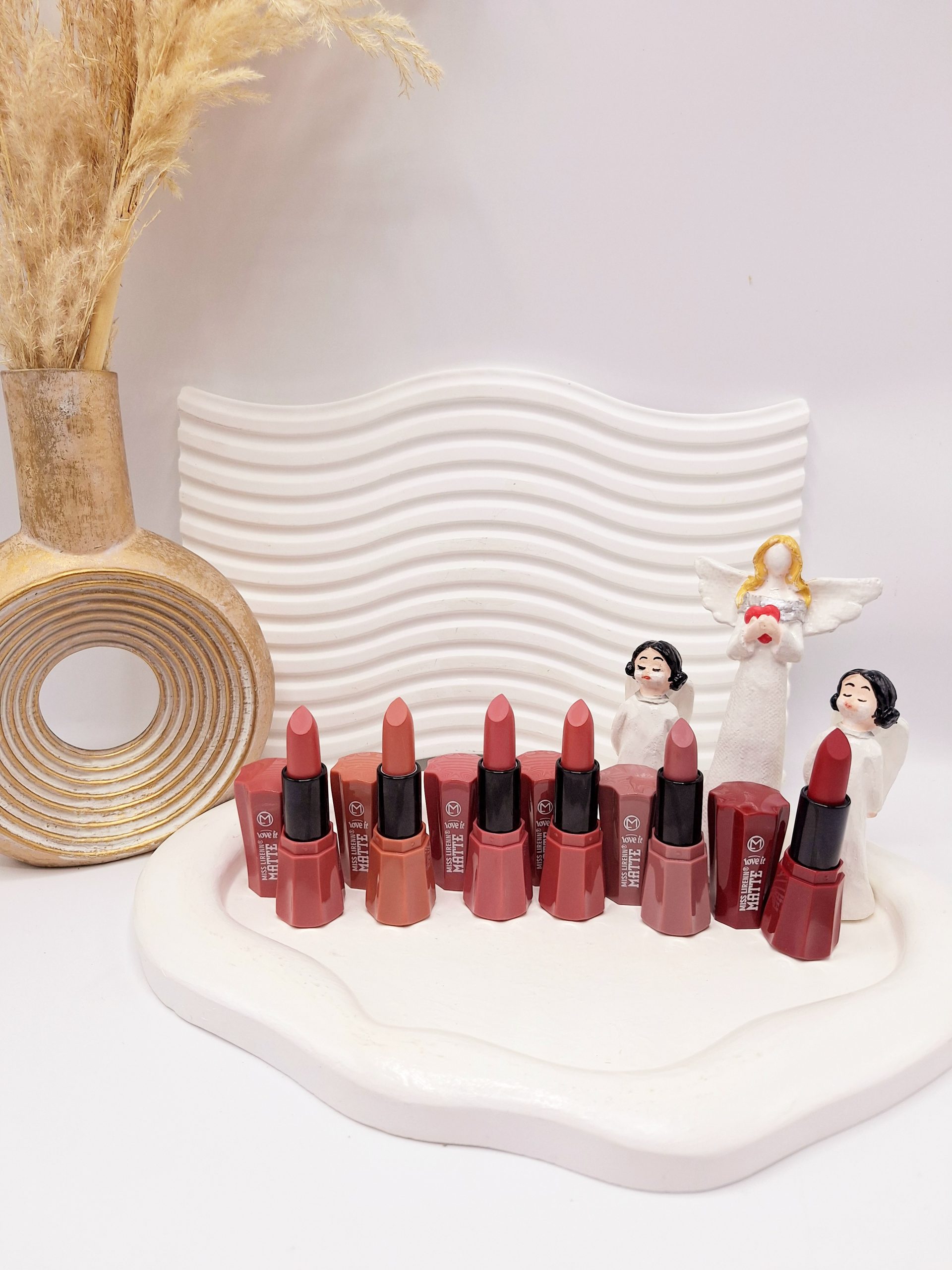 رژ 6 تایی جامد پوکه ستاره برند miss lirenn کد6221