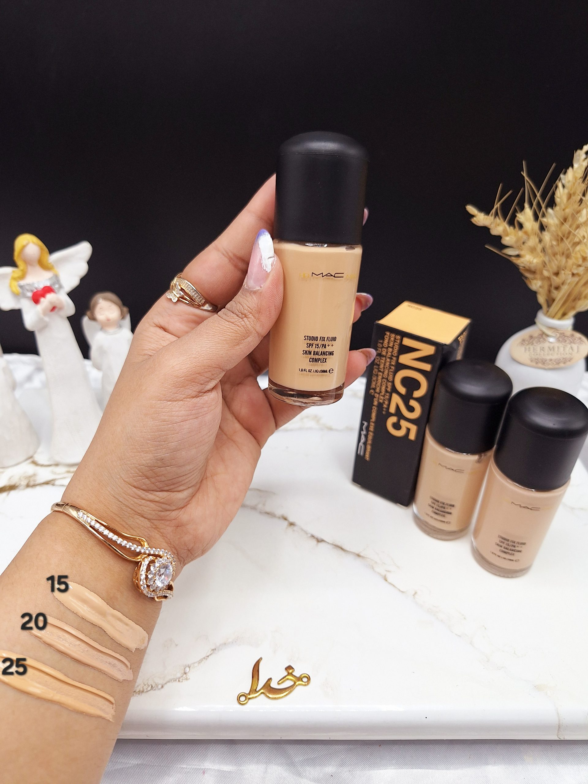 کرم پودر حاوی ضد آفتاب spf 15 برند NC20 کد 0029