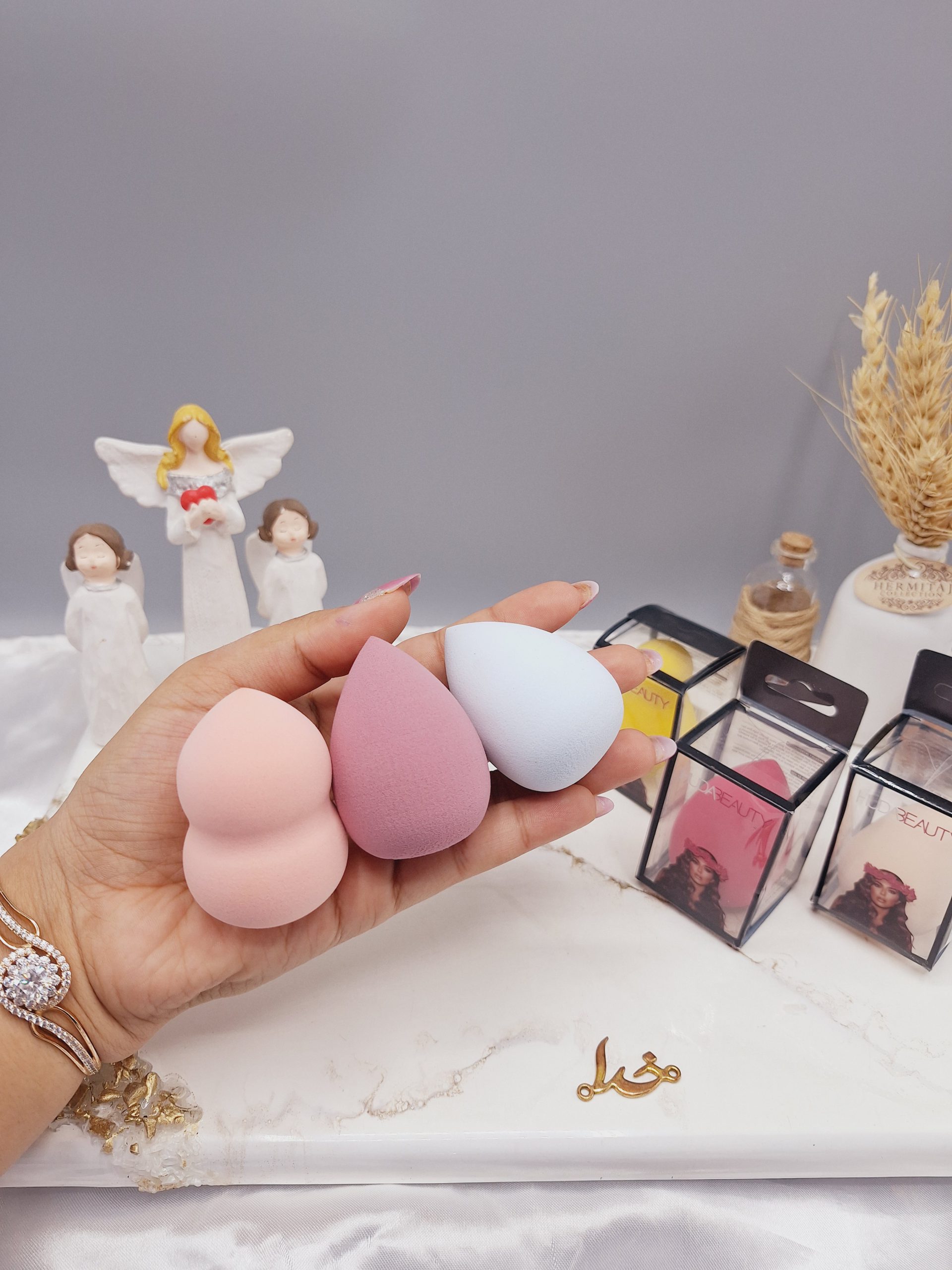 پد تخم مرغی HUDABEAUTY کد 2335