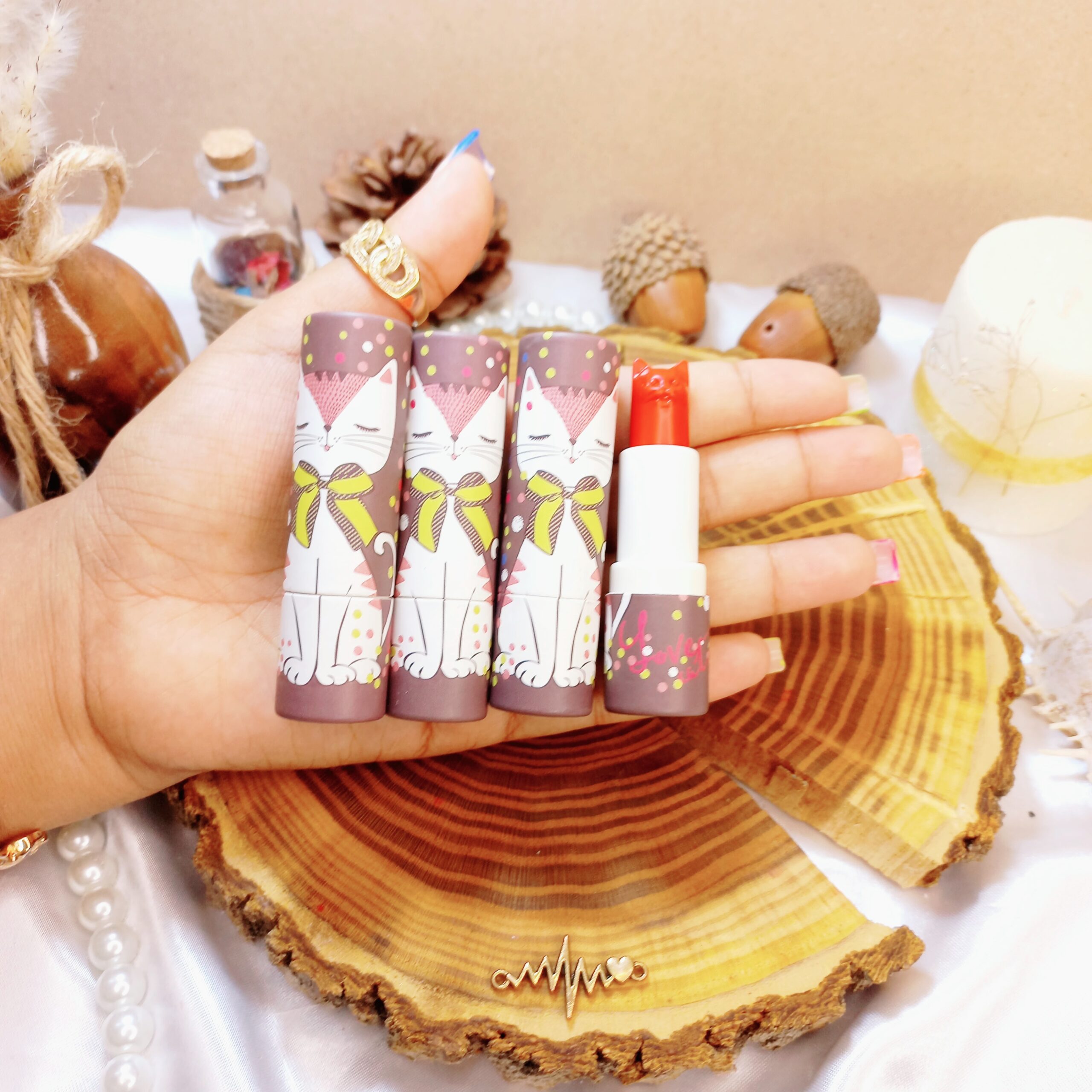 رژ لب جامد گربه ناز COMFOR BEAUTY