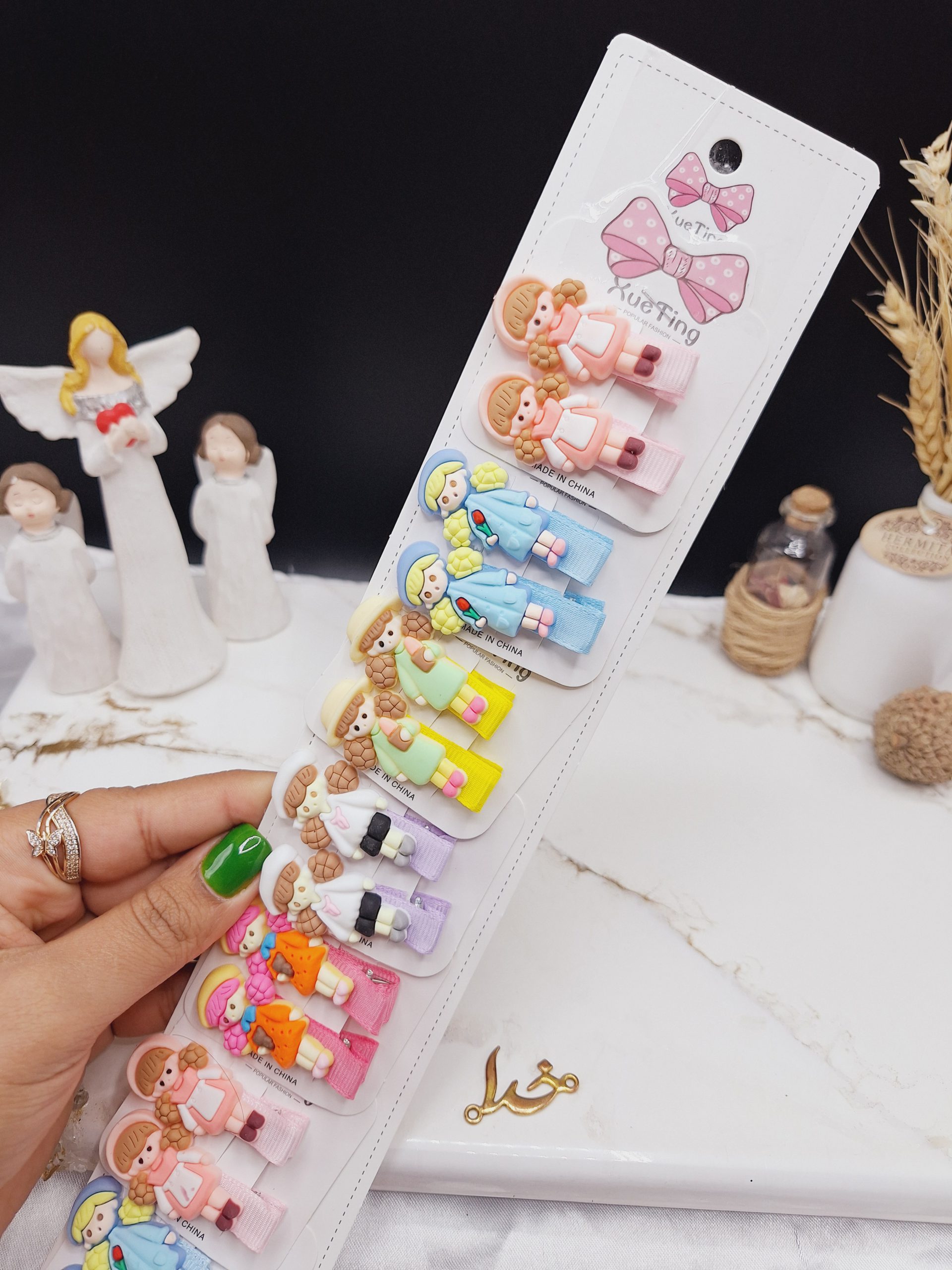 پک کارت 20عددی گیره مو طرح دختر مو فرفری