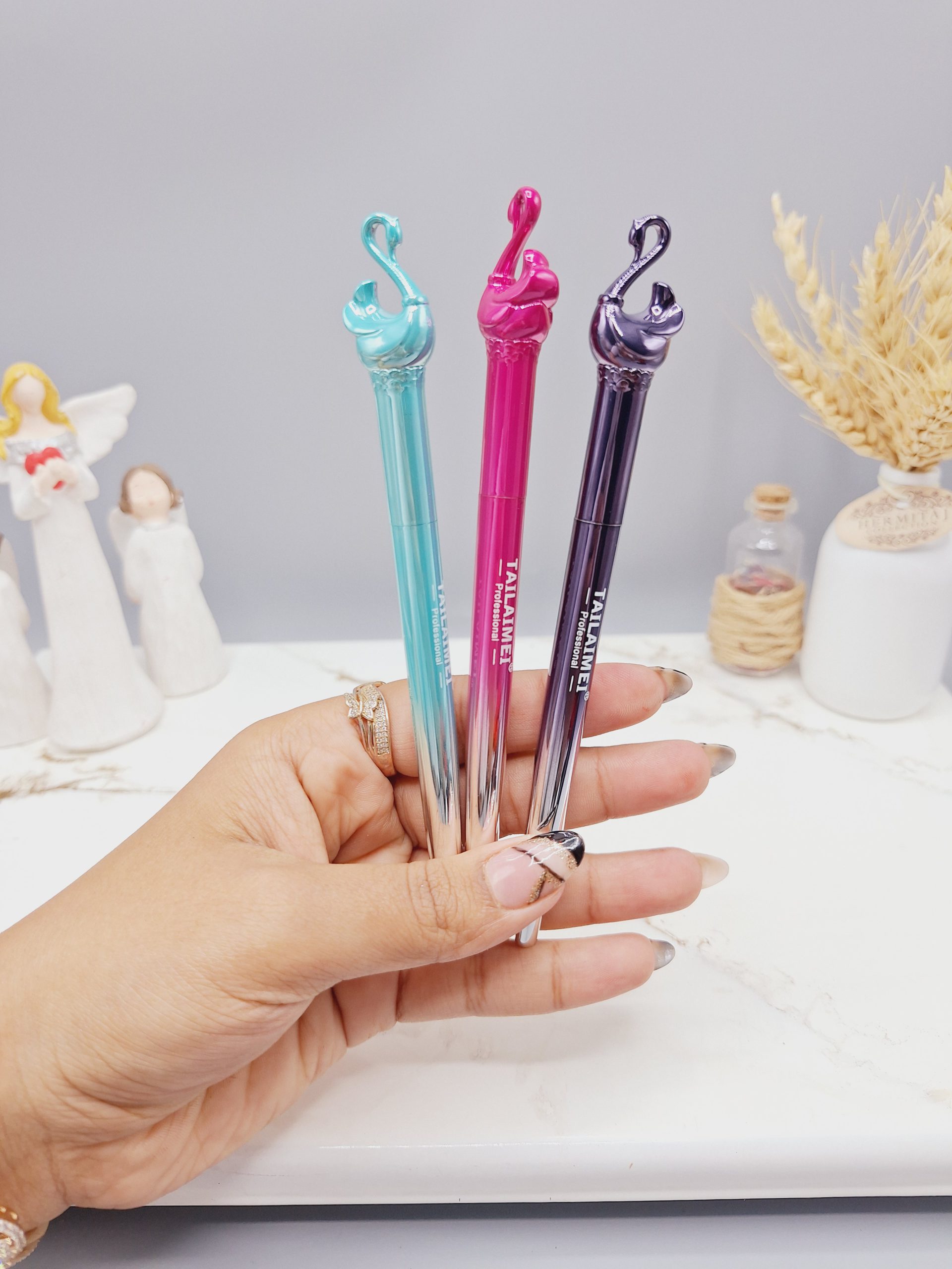 خط چشم ۲۴ ساعته حرفه ای تایلامی E_120