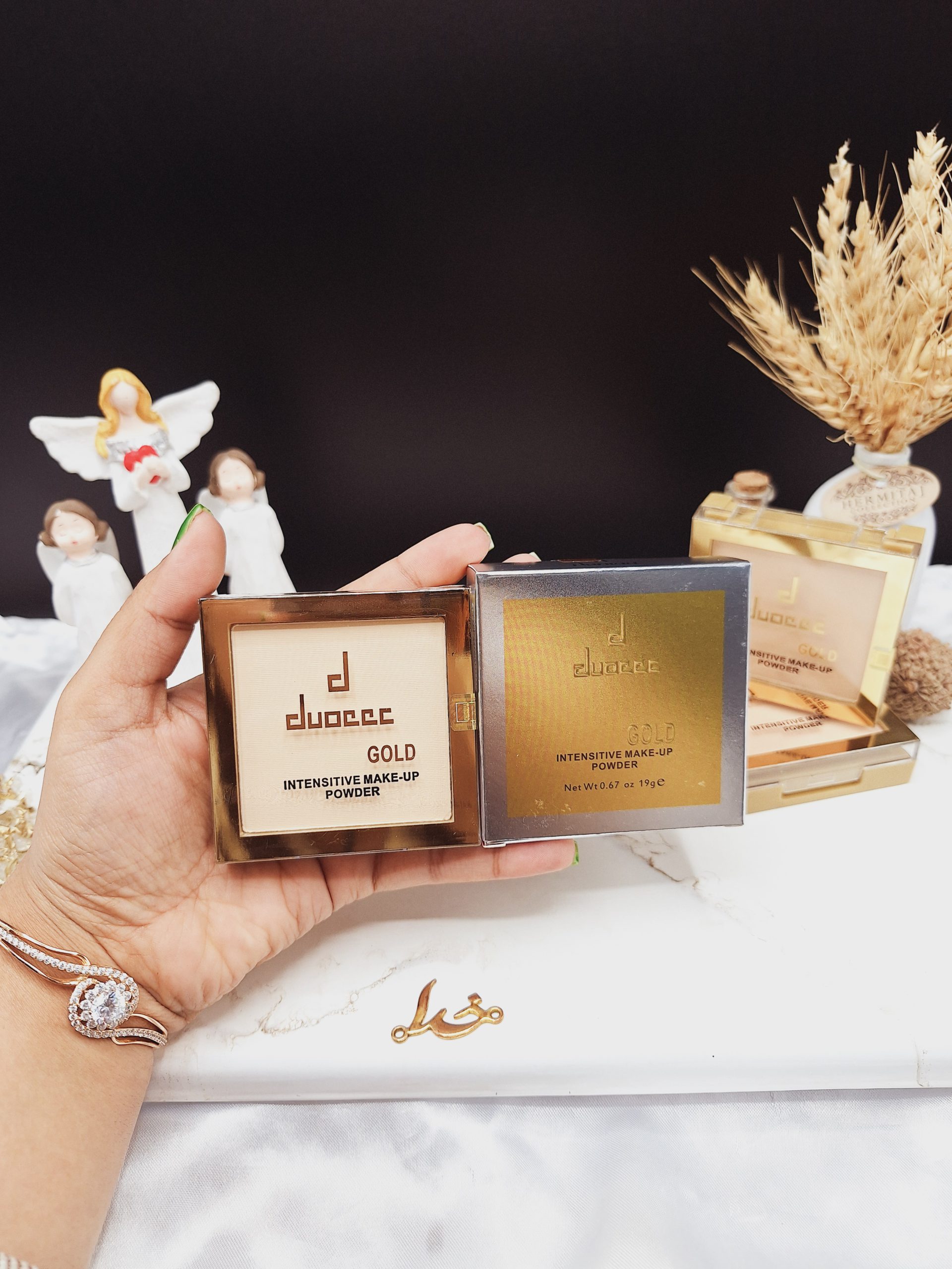 پنکک مات و ضدآب دوسه طلایی DOUCCE