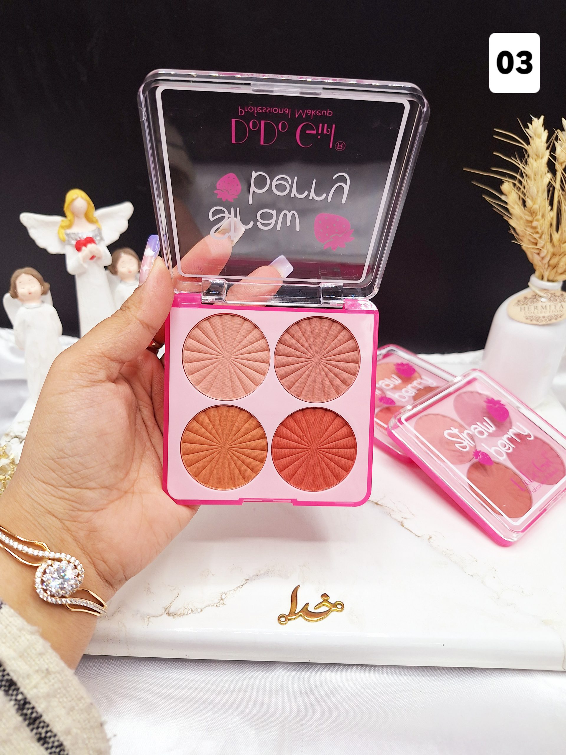 پالت سایه چهار رنگ طرح صدف D.Do Girl کد D4186