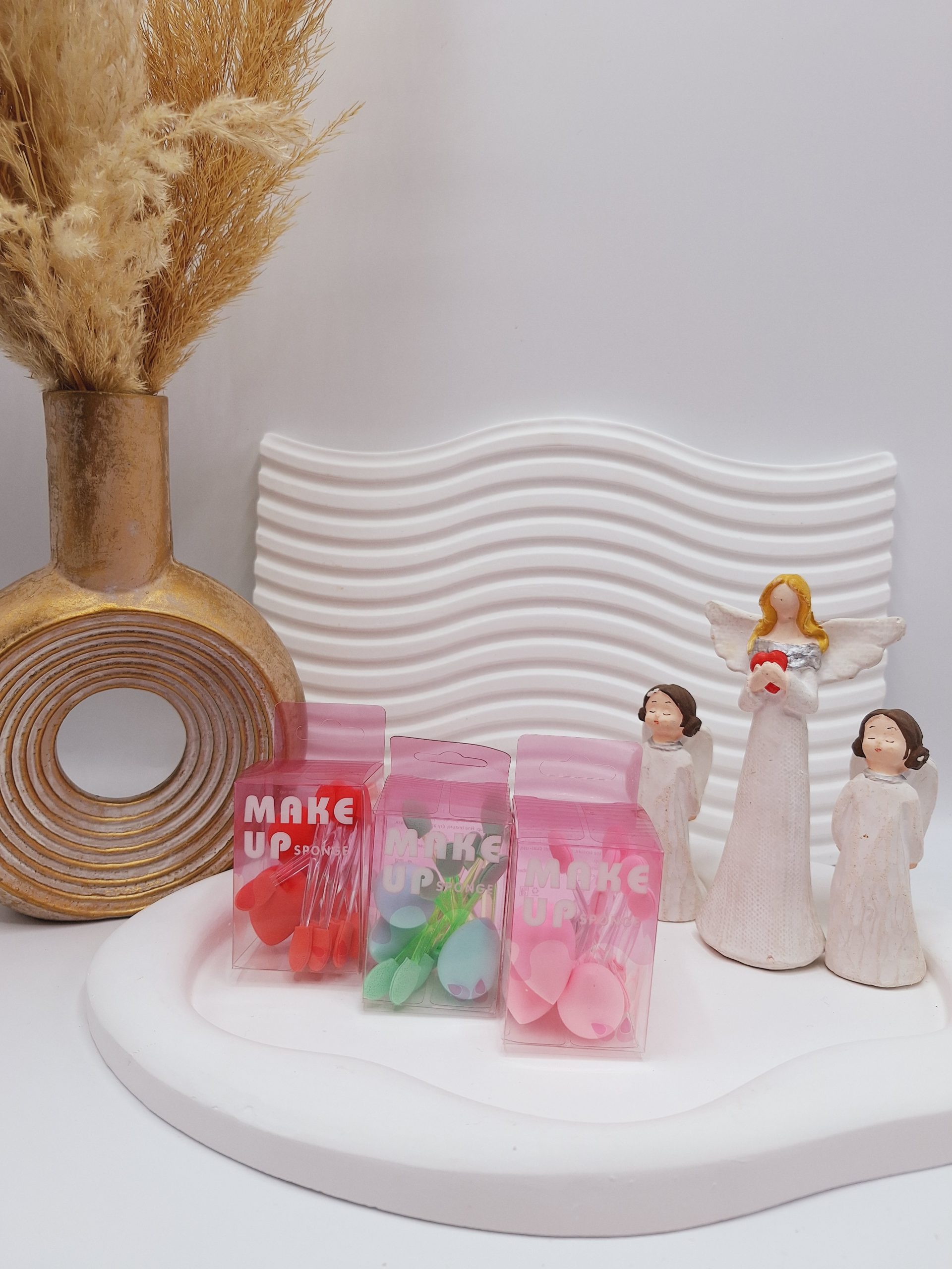 ست پد کانسیلر گوگولی همراه با پد سایه MAKE UP