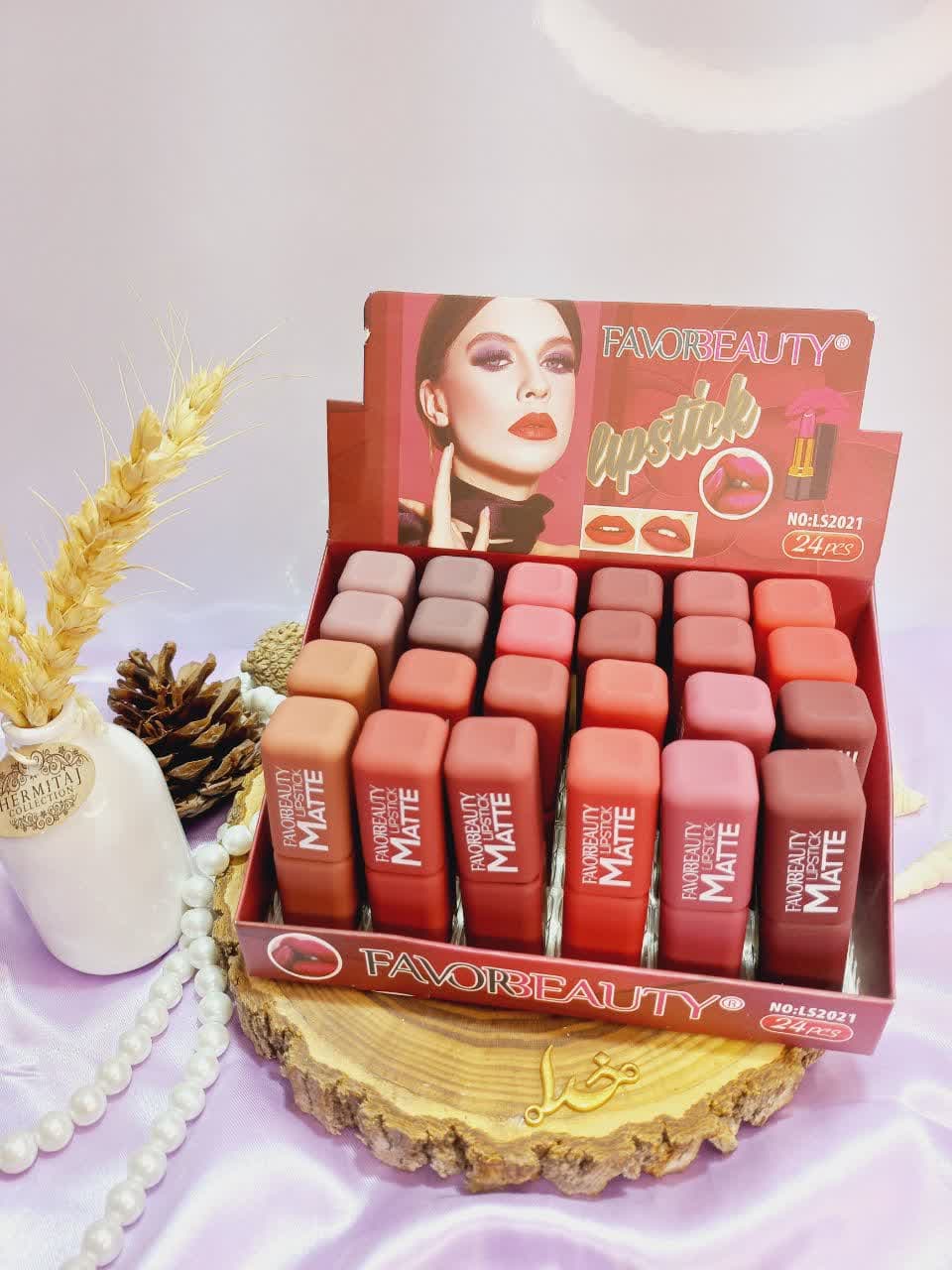 رژ جامد پرطرفدار فاور بیوتی FAVOR BEAUTY  کد LS2021