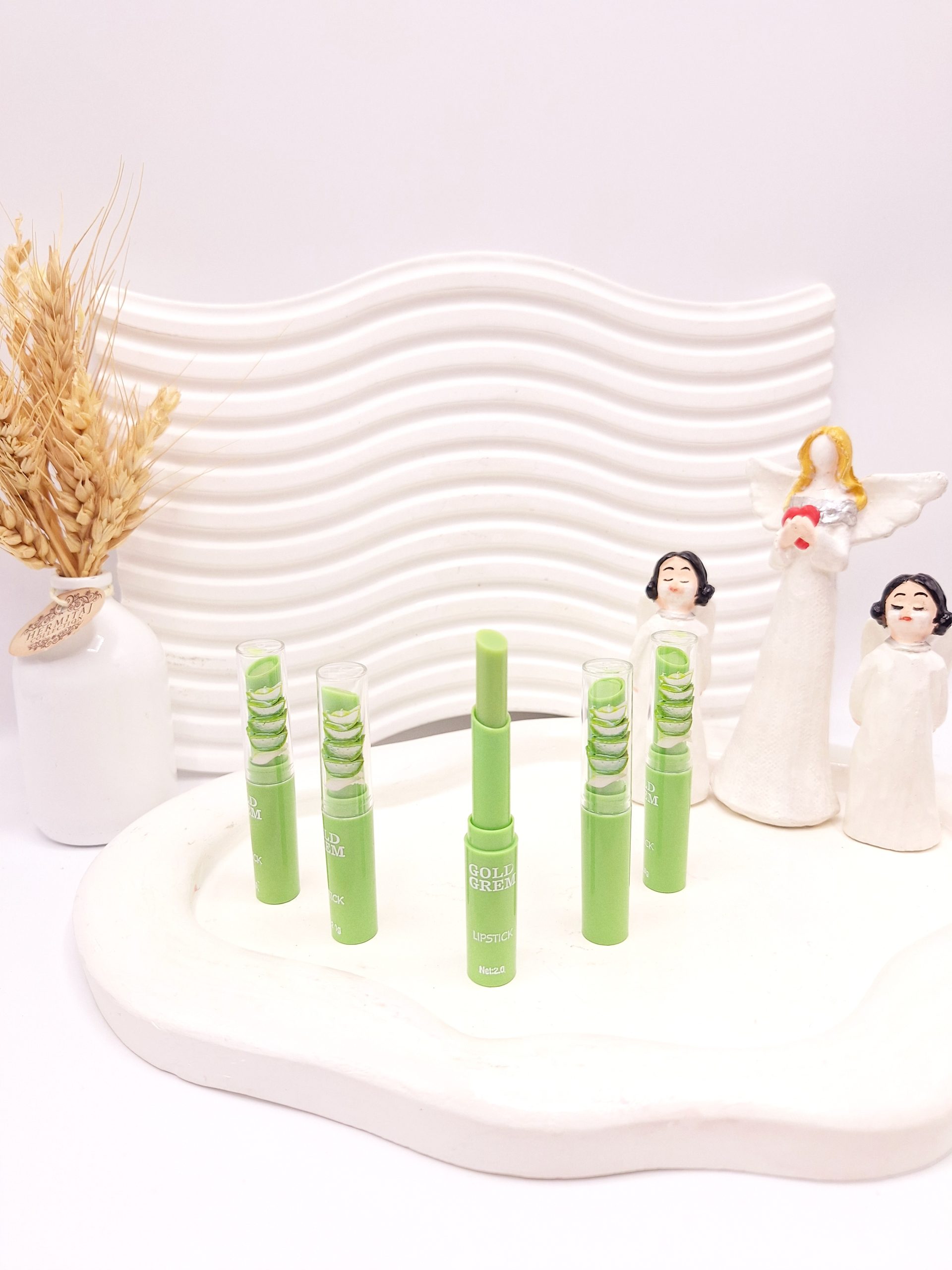 بالم لب آلوئه ورا قلمی برند GoLDGREM کد 3383