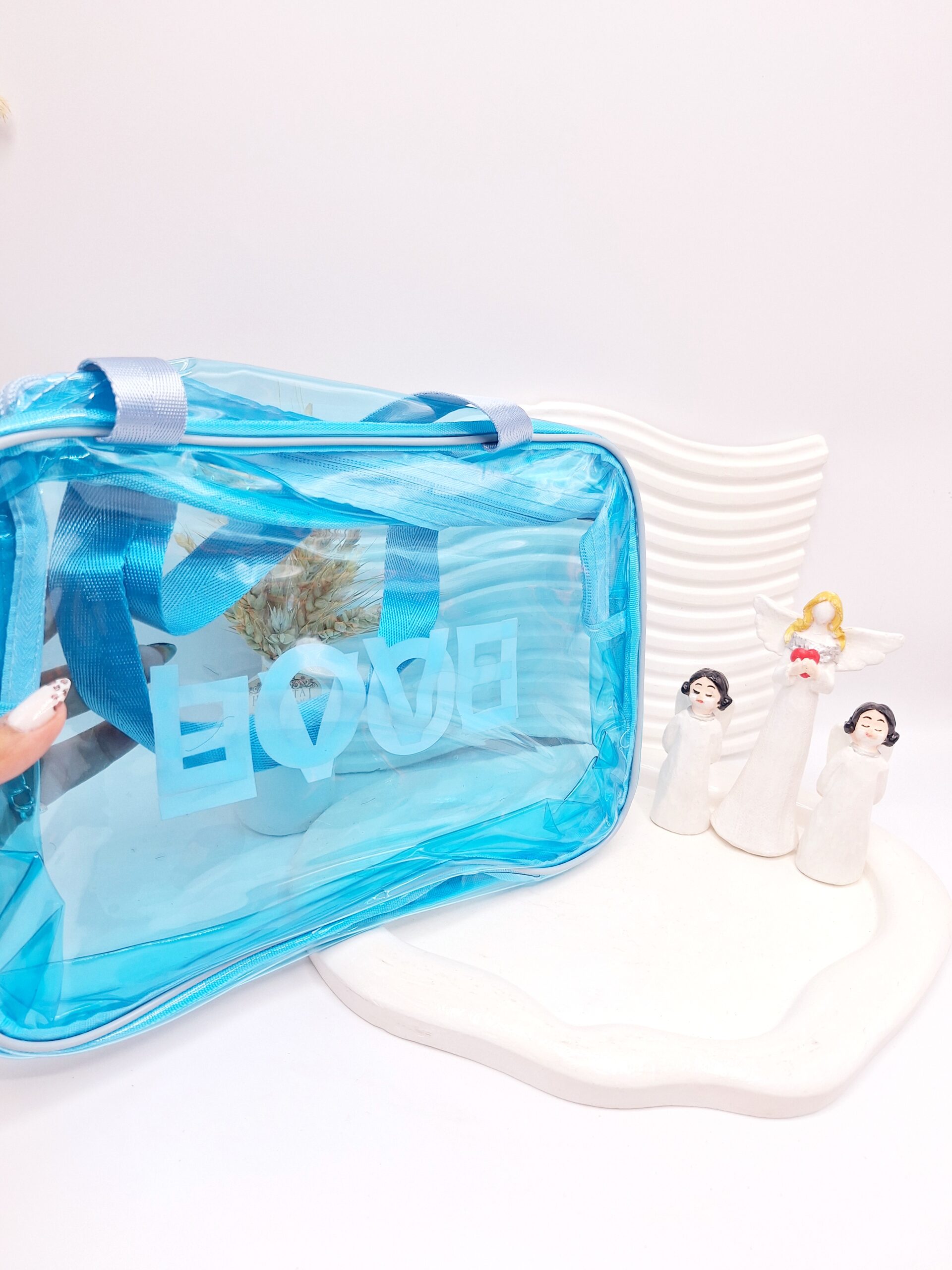 کیف لوازم آرایشی سایز بزرگ مدل LOVE (رنگ آبی)