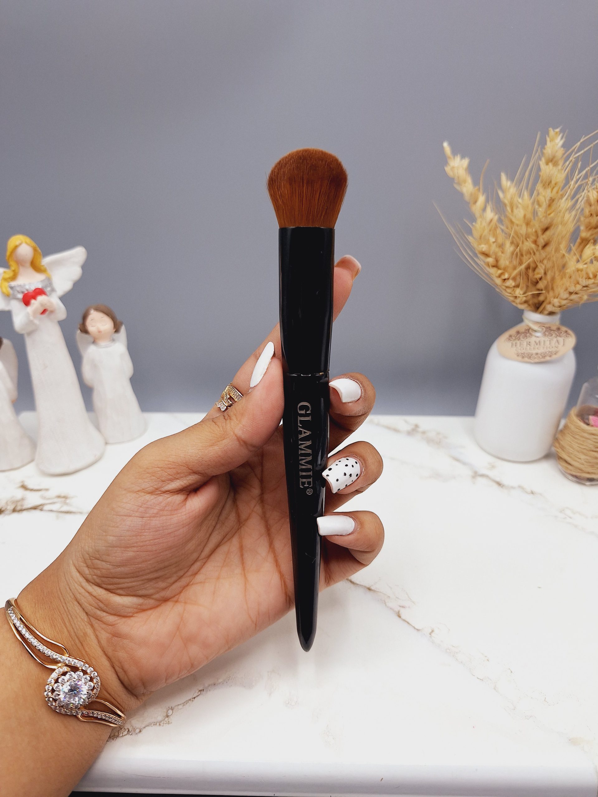 براش میکاپ گرد برند BEAUTY دسته مشکی