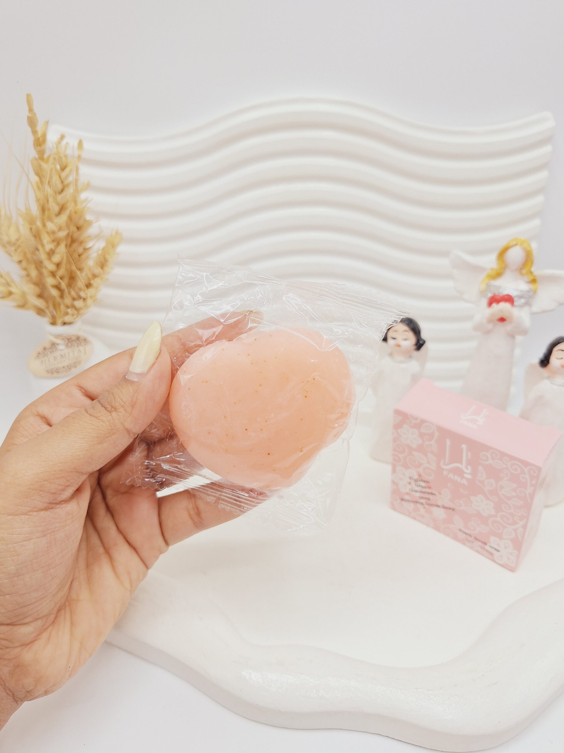 صابون آنتی باکتریال مخصوص نواحی حساس بدن  برند یارا کد F517