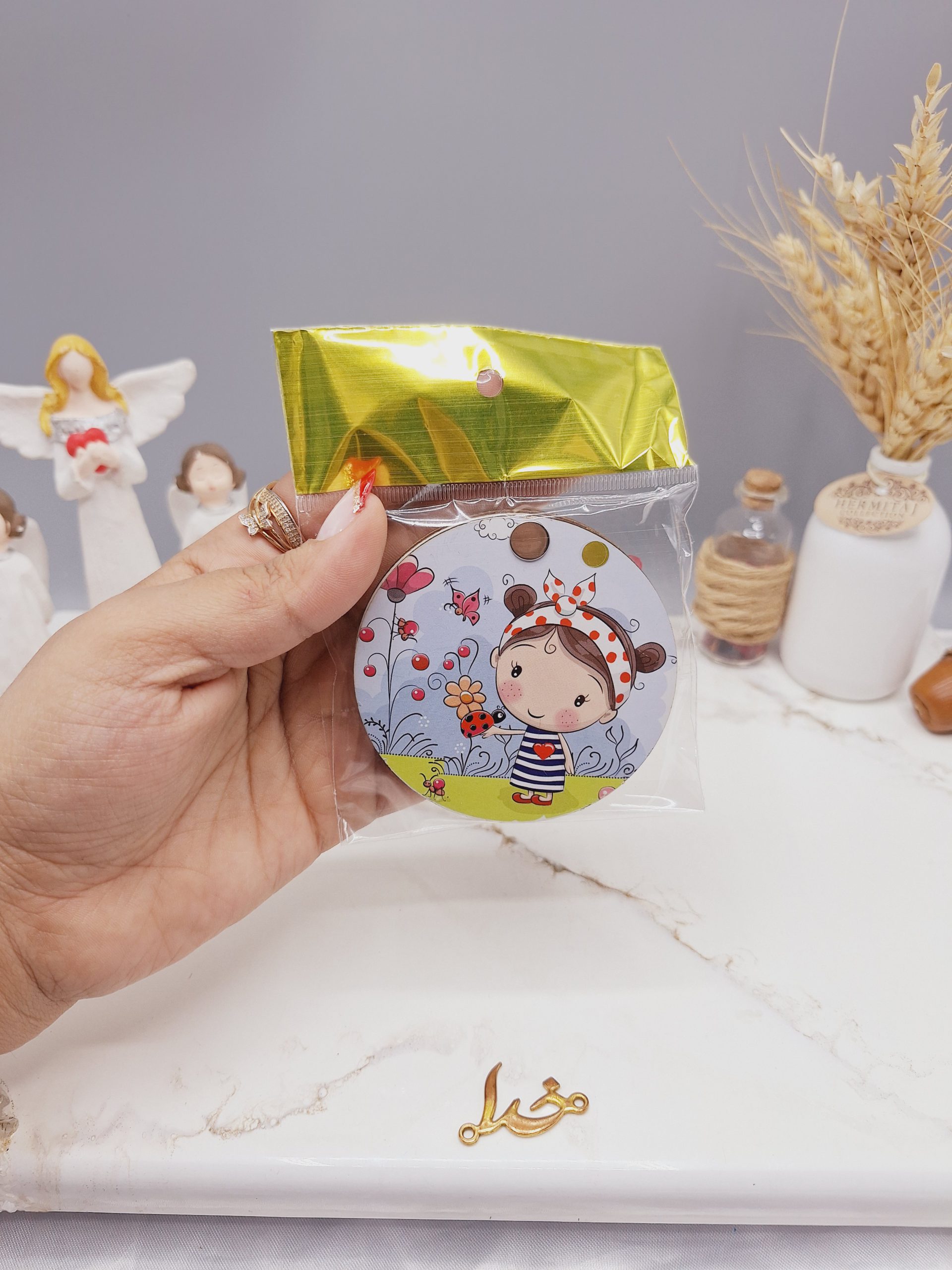 آینه چوبی فانتزی طرح گرد سایز کوچک