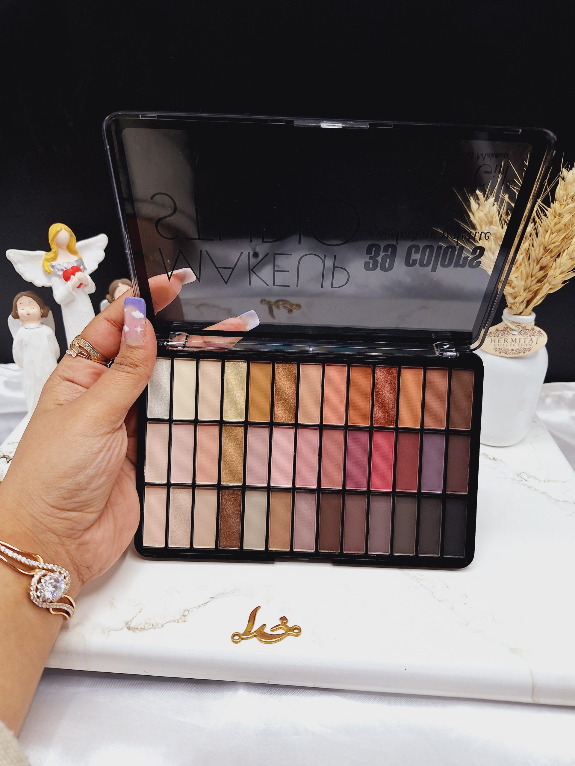 پالت حرفه ای  میکاپ 39 رنگ Do Do Girl کد D3055