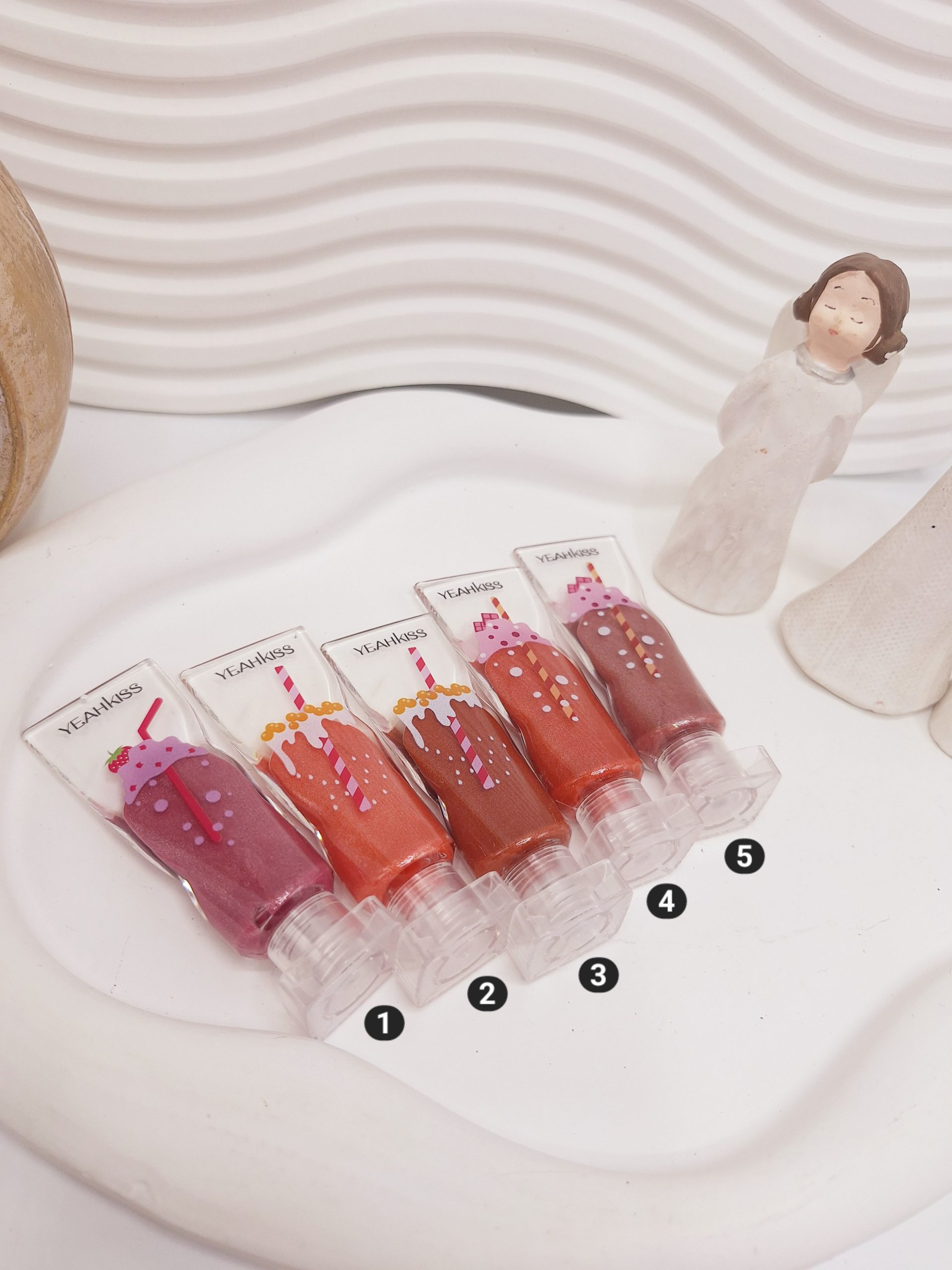 رژ مایع شاین شیشه ای طرح آیس پکی کد 1091