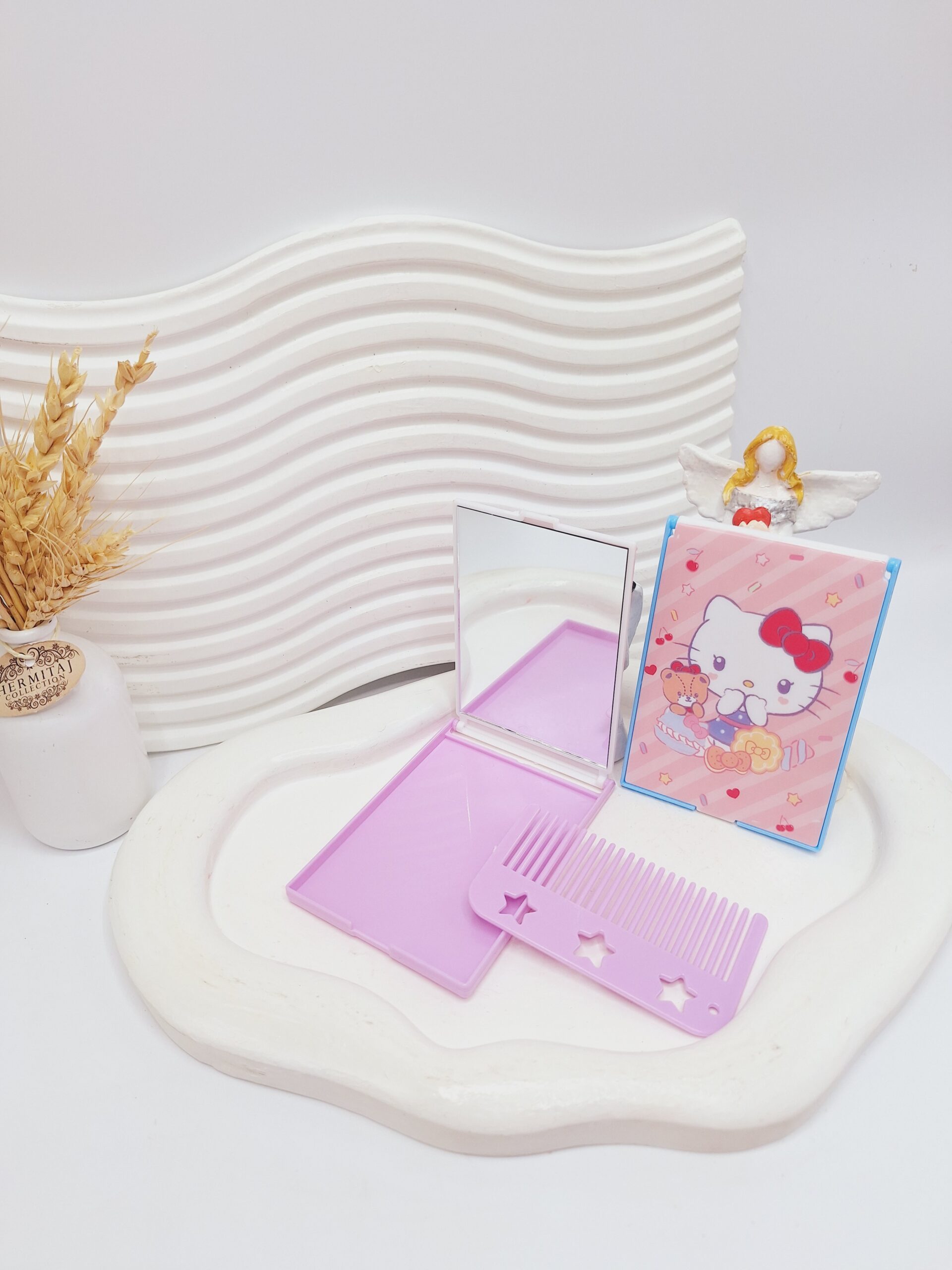 ست آینه و شانه مسافرتی طرح جذاب کد 6027