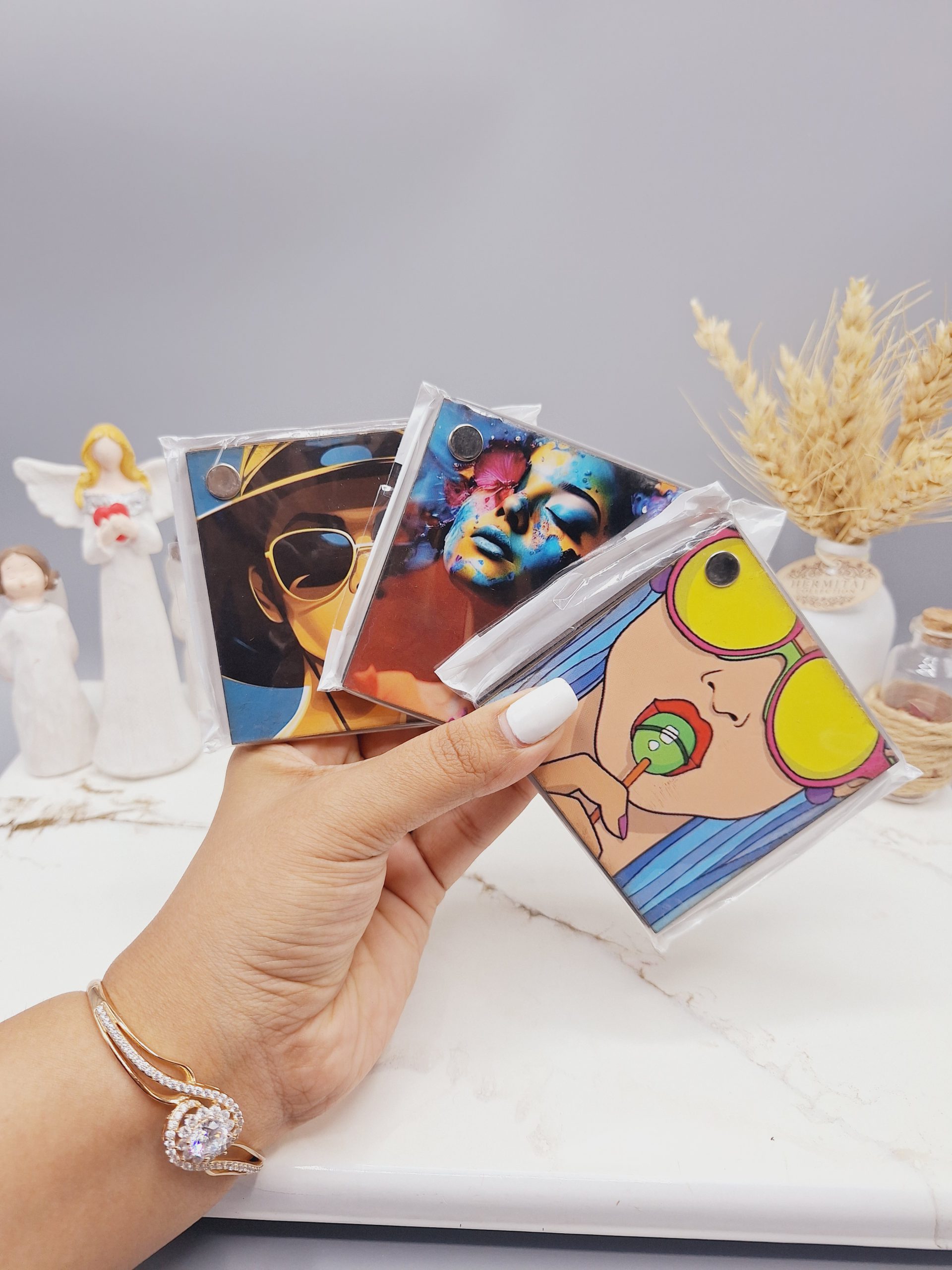 آینه مکعبی مدل دختر جوان طرح رندم