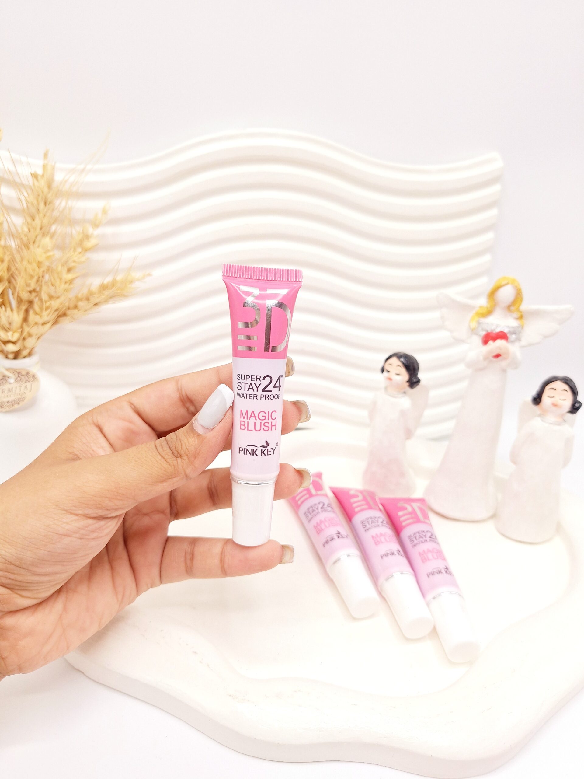 رژ گونه جادویی تیوپی سه بعدی 24 ساعته پینک کی کد 7797