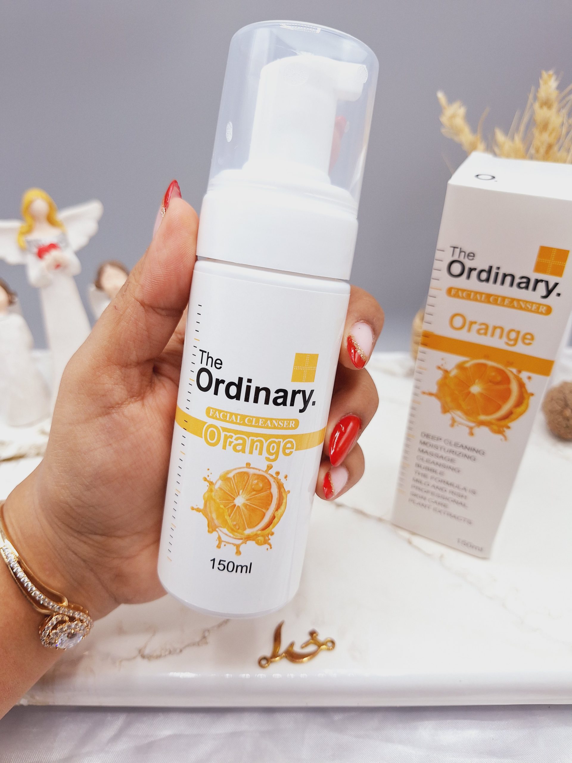 فوم شستشو صورت با عصاره پرتقال برند اوردینری ordinary کد 2201
