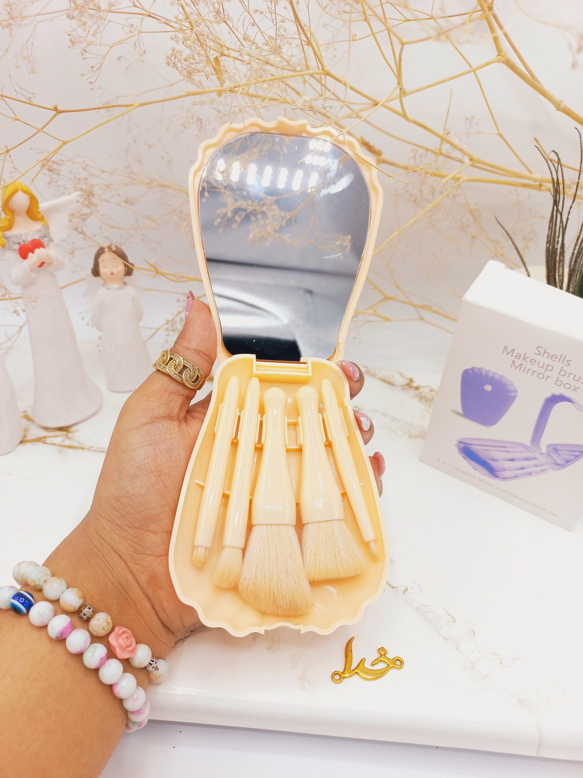 ست براش 5 تیکه باکس دار صدفی آینه دار کرم