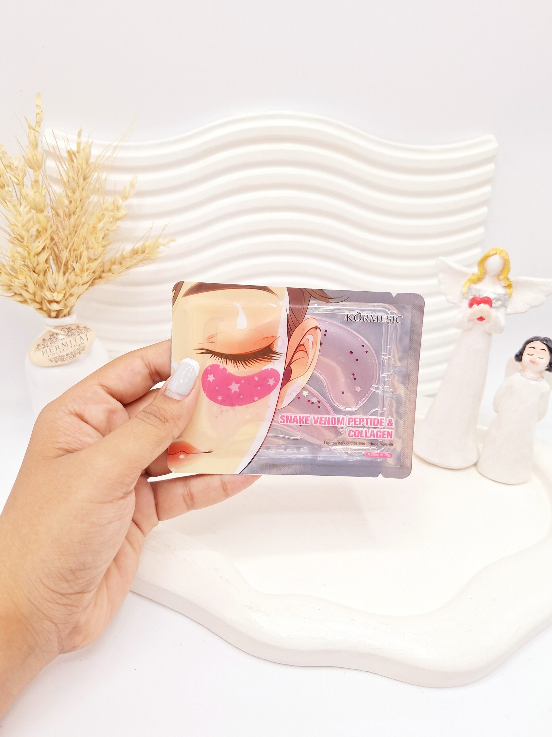 پچ زیر روشن کننده چشم طرح صورتی شاین دار KORMESIC کد 0771