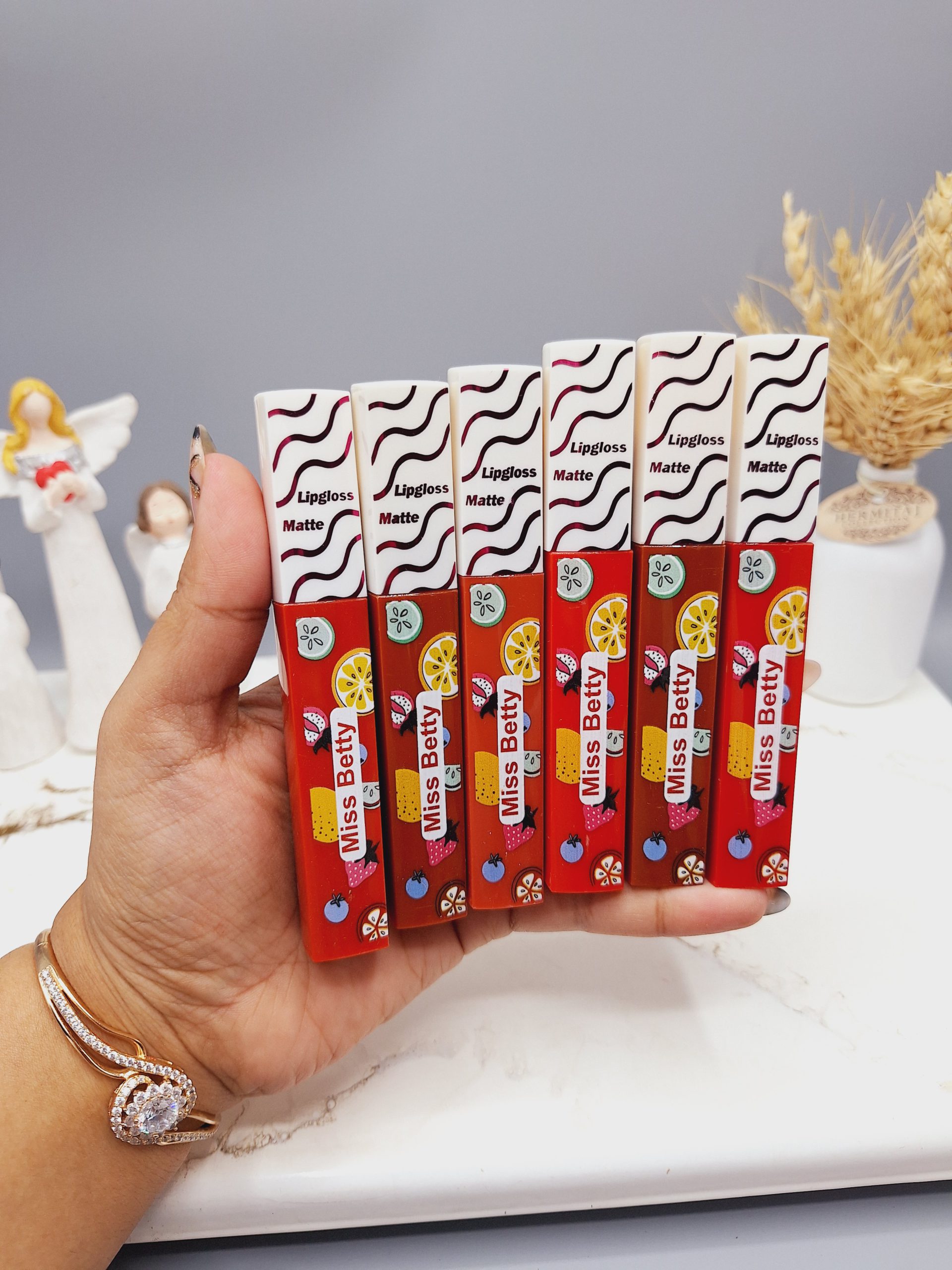 رژ مایع میوه ای Miss Betty کد 707