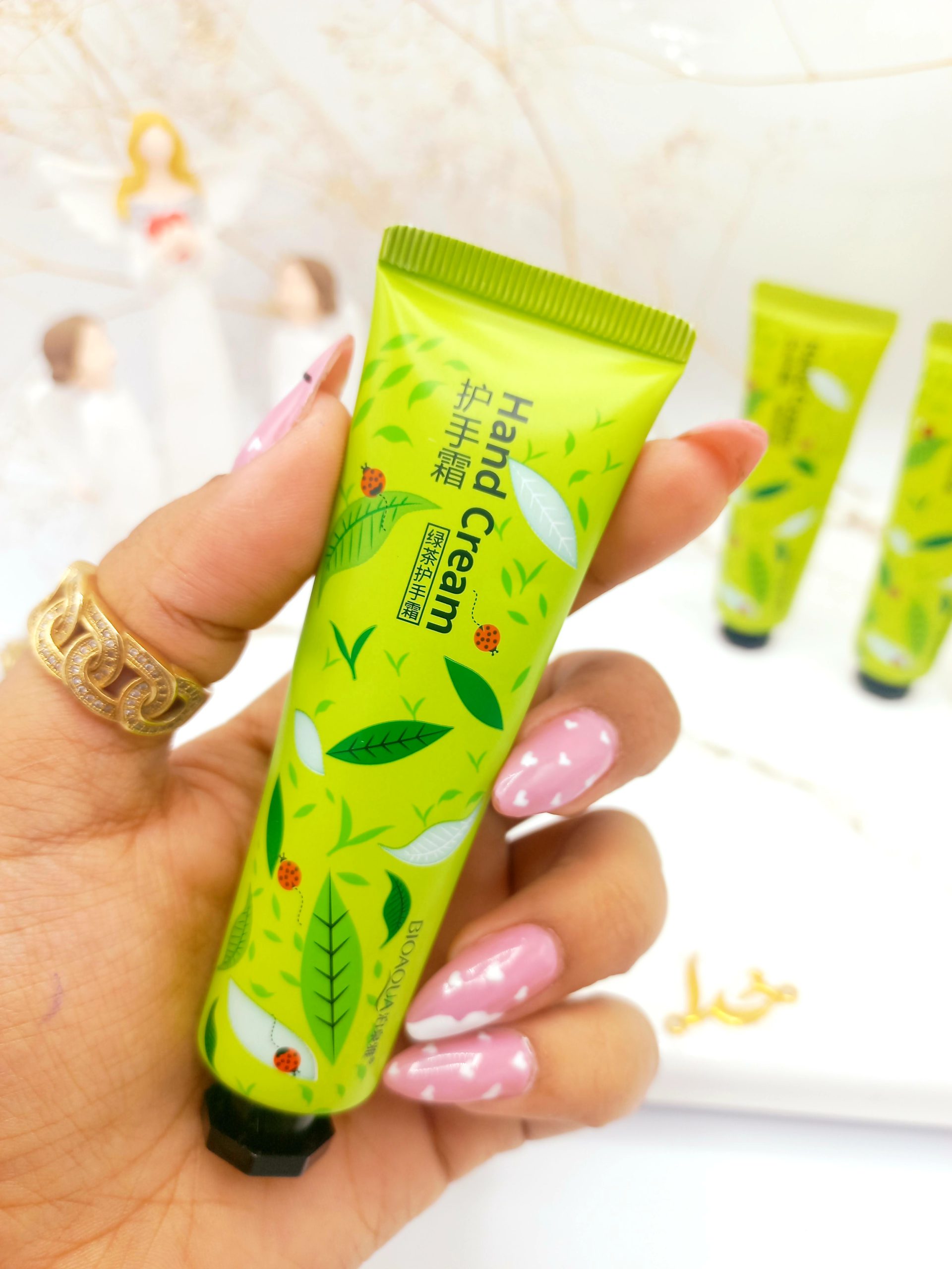 کرم دست تیوپی چای سبز 30 گرم بیوآکوا BIOAQUA کد BQY9669