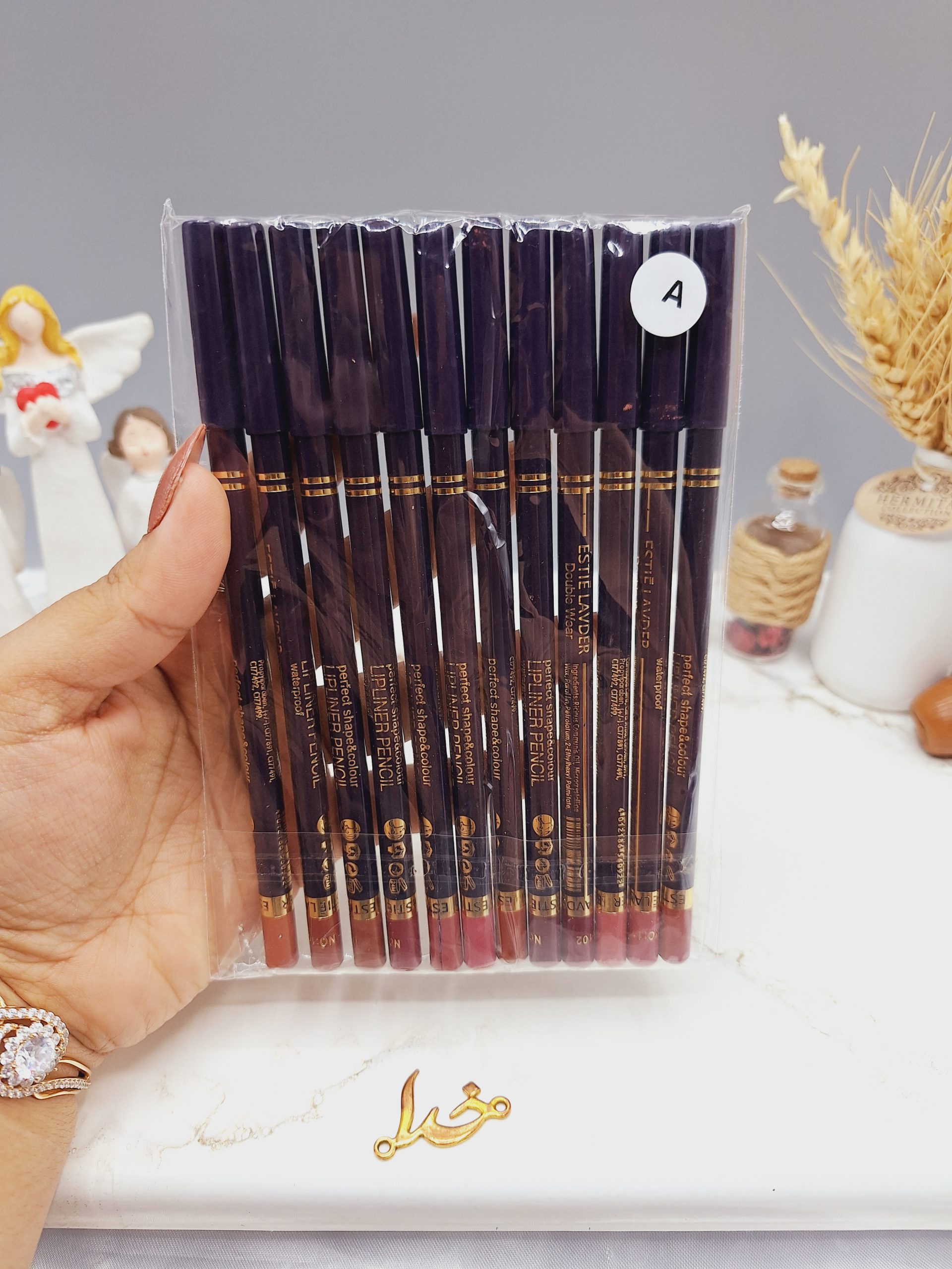 پک خط لب مدادی پک A استی لاودر ESTIE LAVDDER