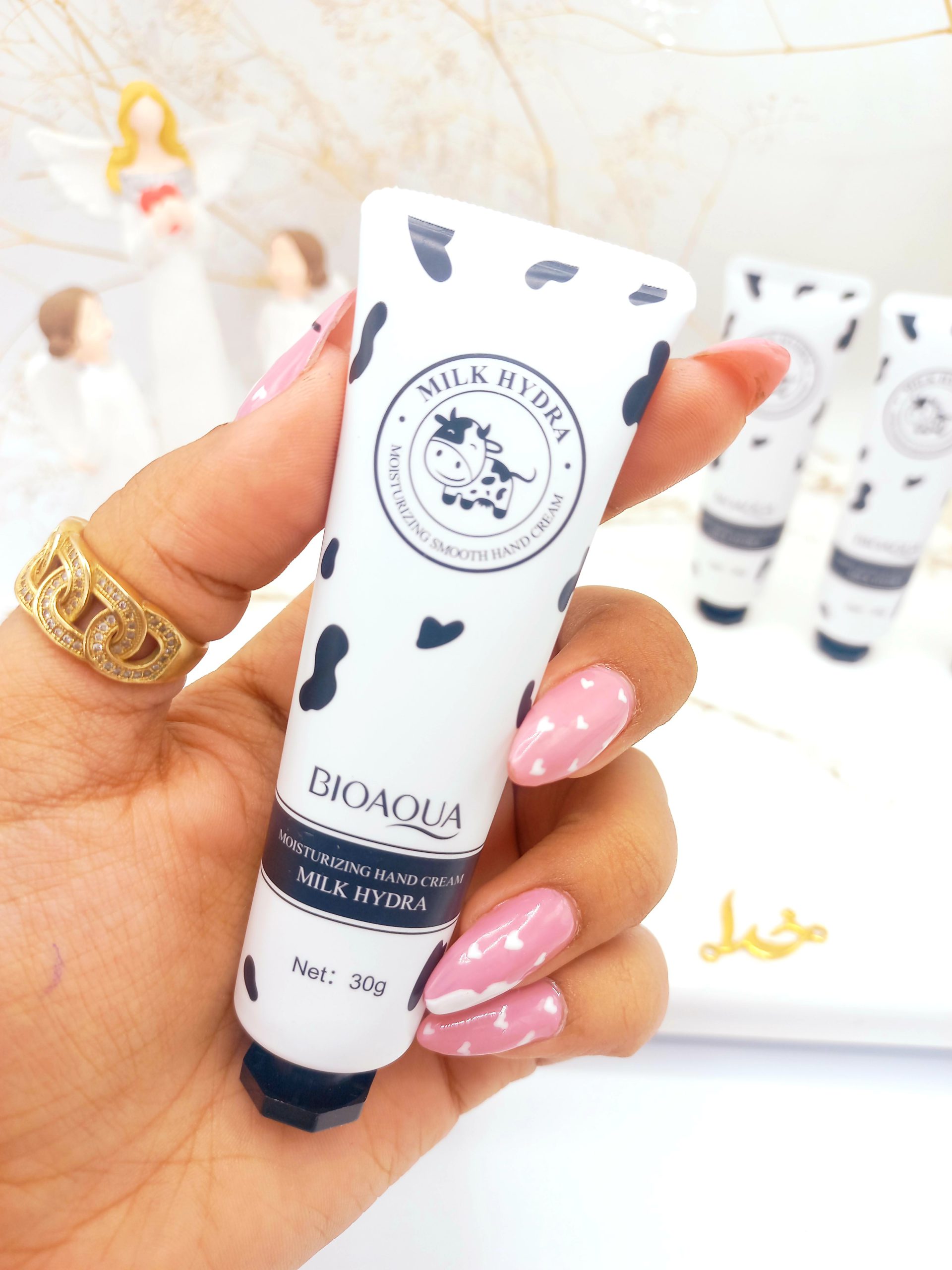 کرم دست تیوپی شیر گاو 30 گرم بیوآکوا BIOAQUA کد BQY1108