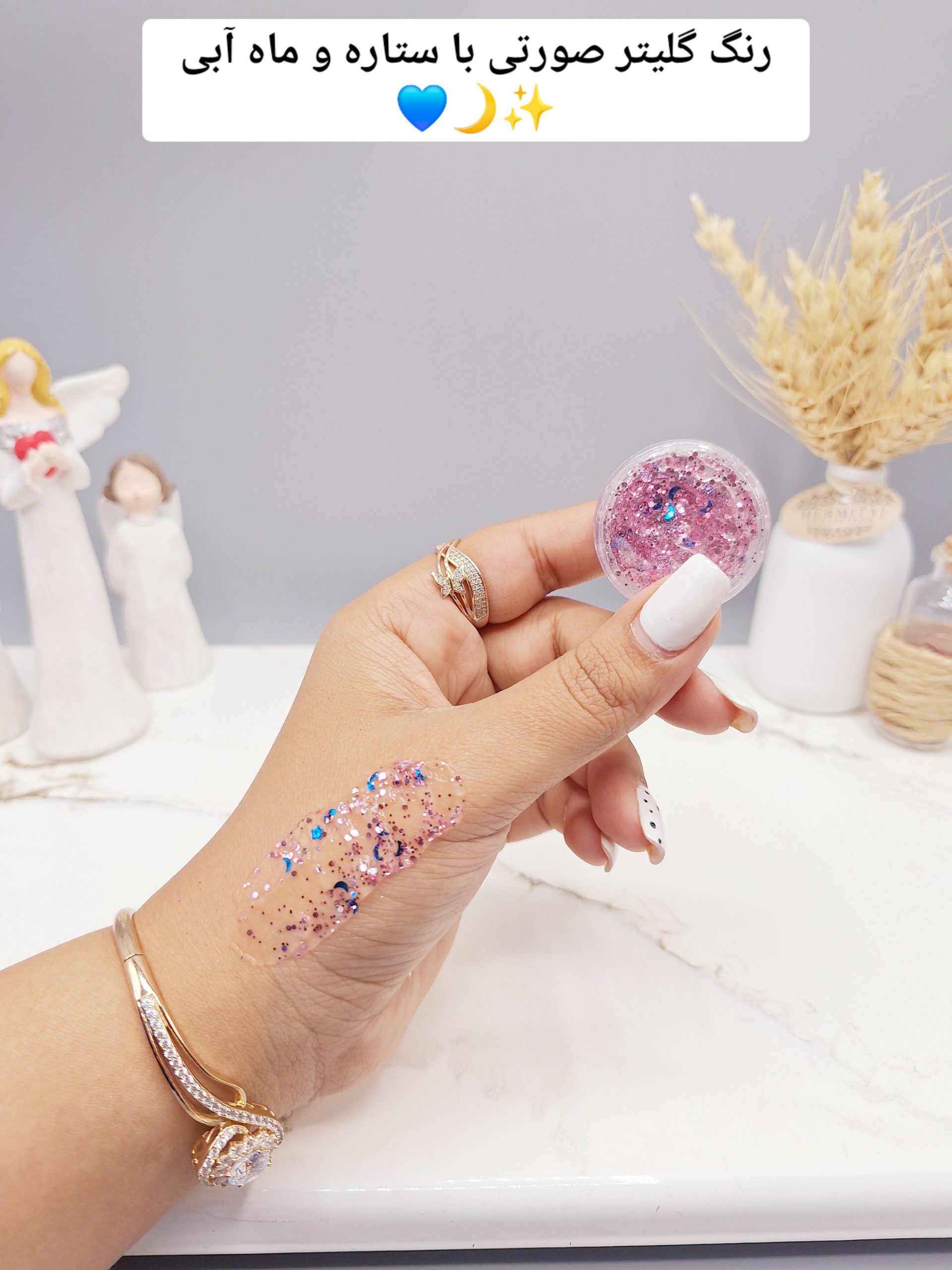 گلیتر مایع رنگ یاسی مایل به بنفش