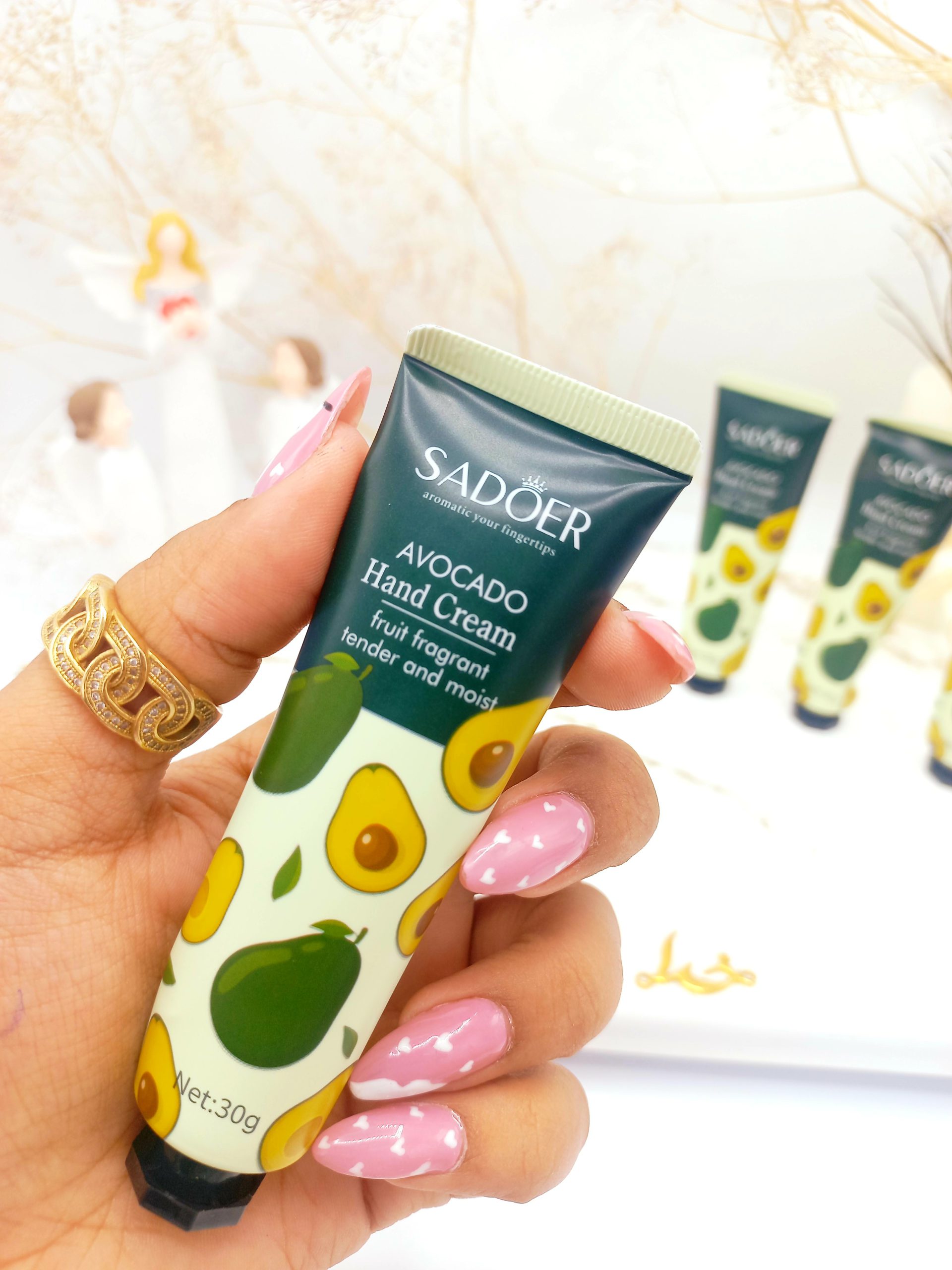کرم دست تیوپی آووکادو 30 گرم سادور Sadoer کد SD81174