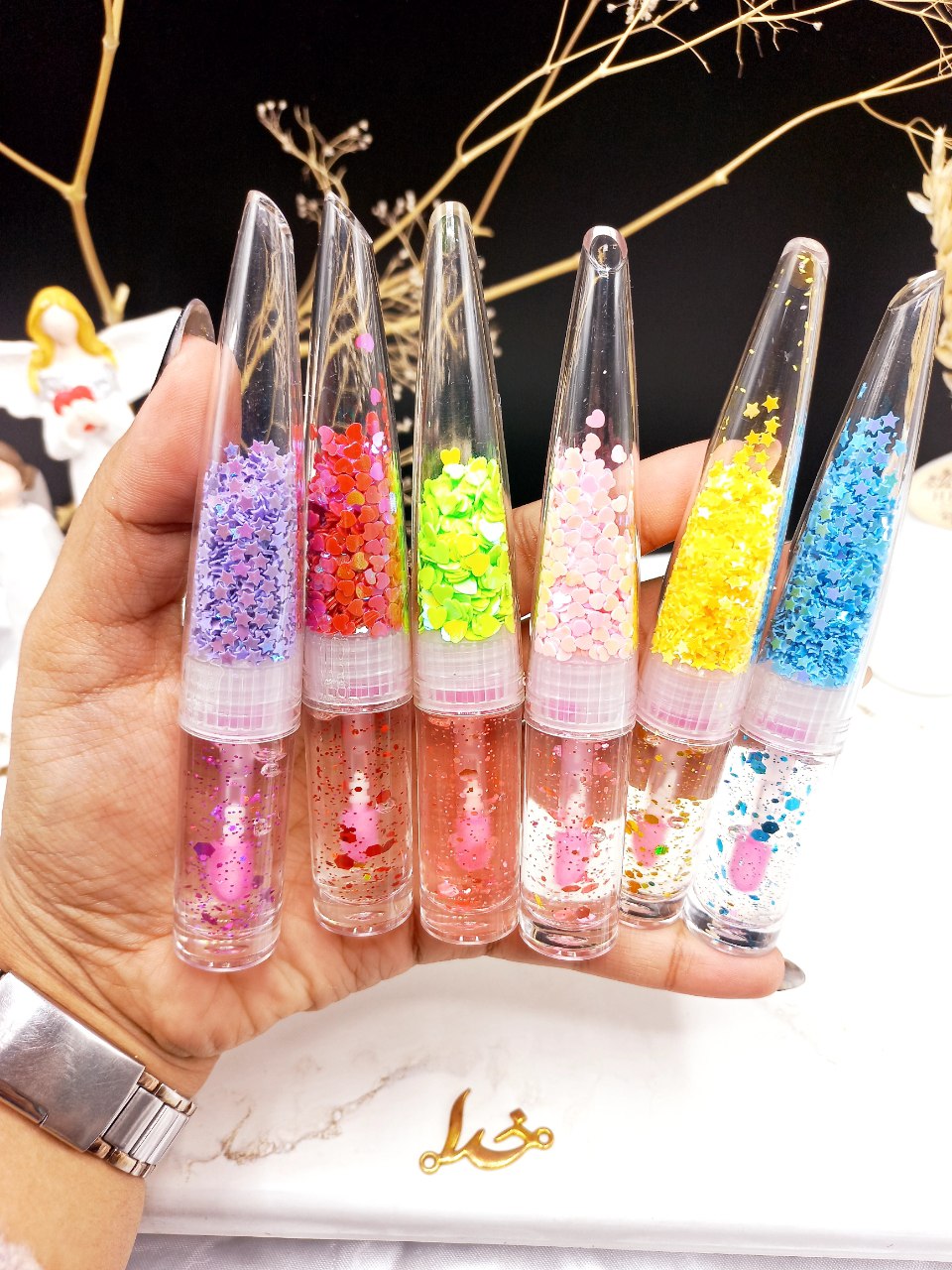 برق لب زیبای گلیتر دار رنگی مجیک MAGIC  کد LC1308