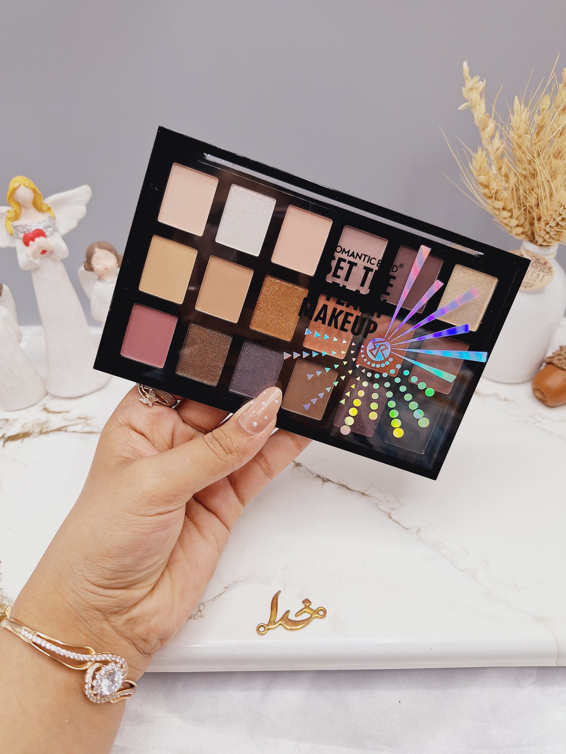 پالت سایه 18 رنگ برند رومانتیک برد ROMANTIC BIRD کد F567