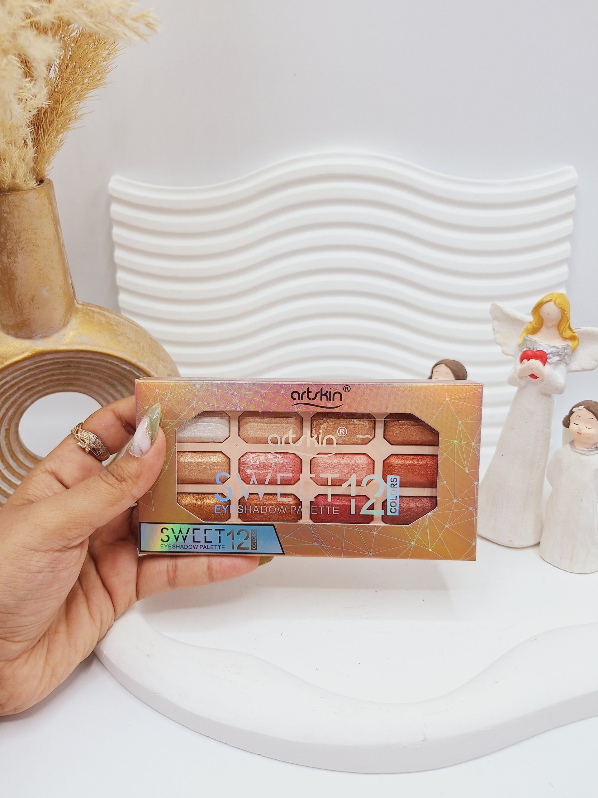 پالت سایه چشم ۱۲ رنگ برند آرت اسکین artskin کد SA976089