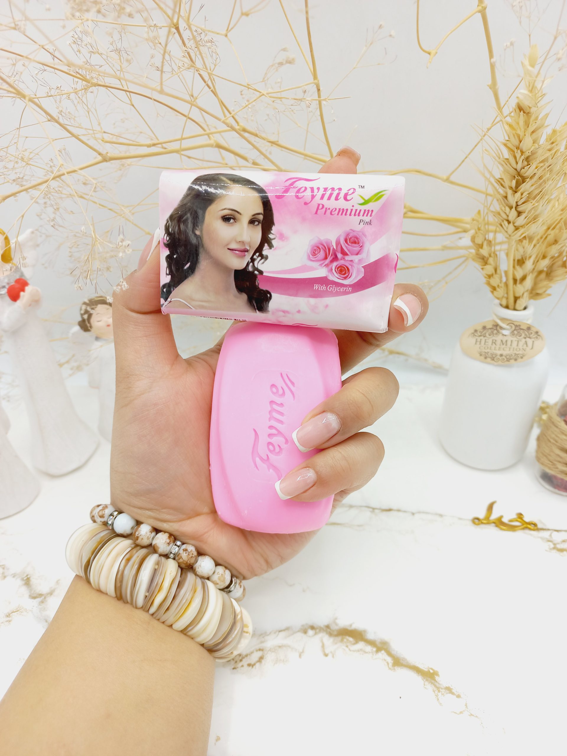 صابون حاوی عصاره گل رز برند Feyme
