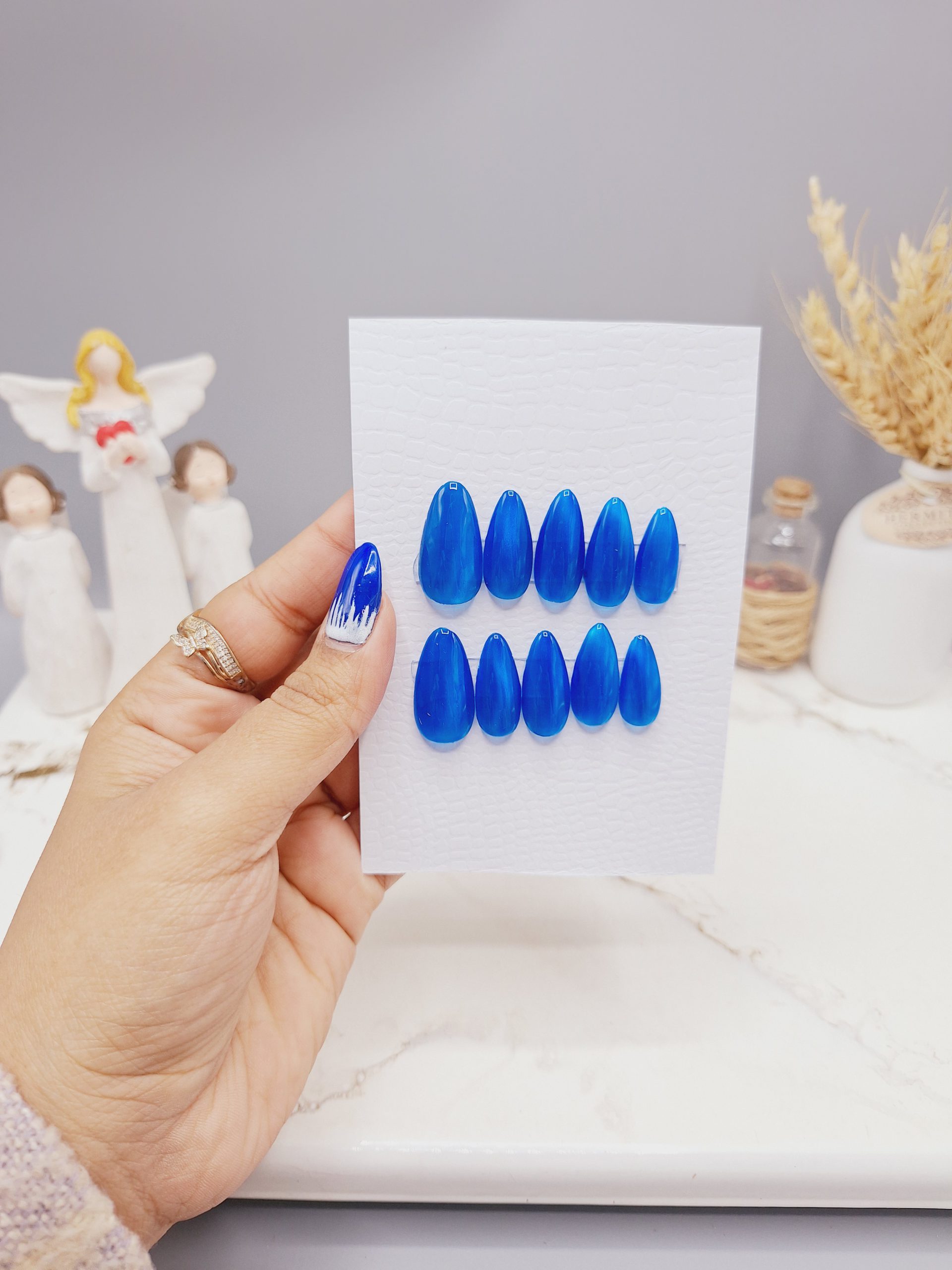 ناخن مصنوعی با مواد کاشت درجه ۱ طرح آیس ساده ابنباتی (به همراه پک اختصاصی)