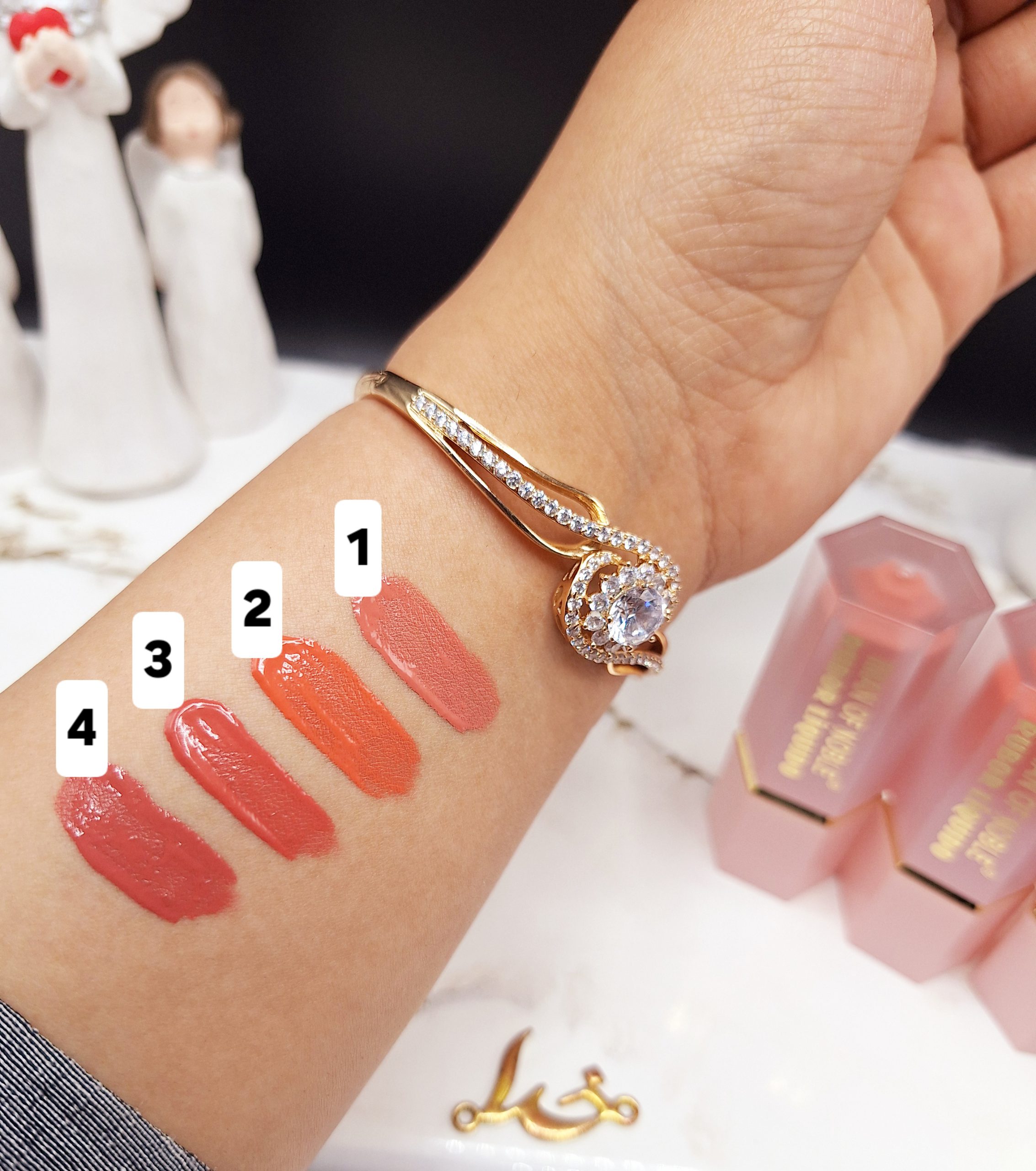 رژ گونه مایع پد دار ایمن اف نوبل IMAN OF NOBLE کد 8241A