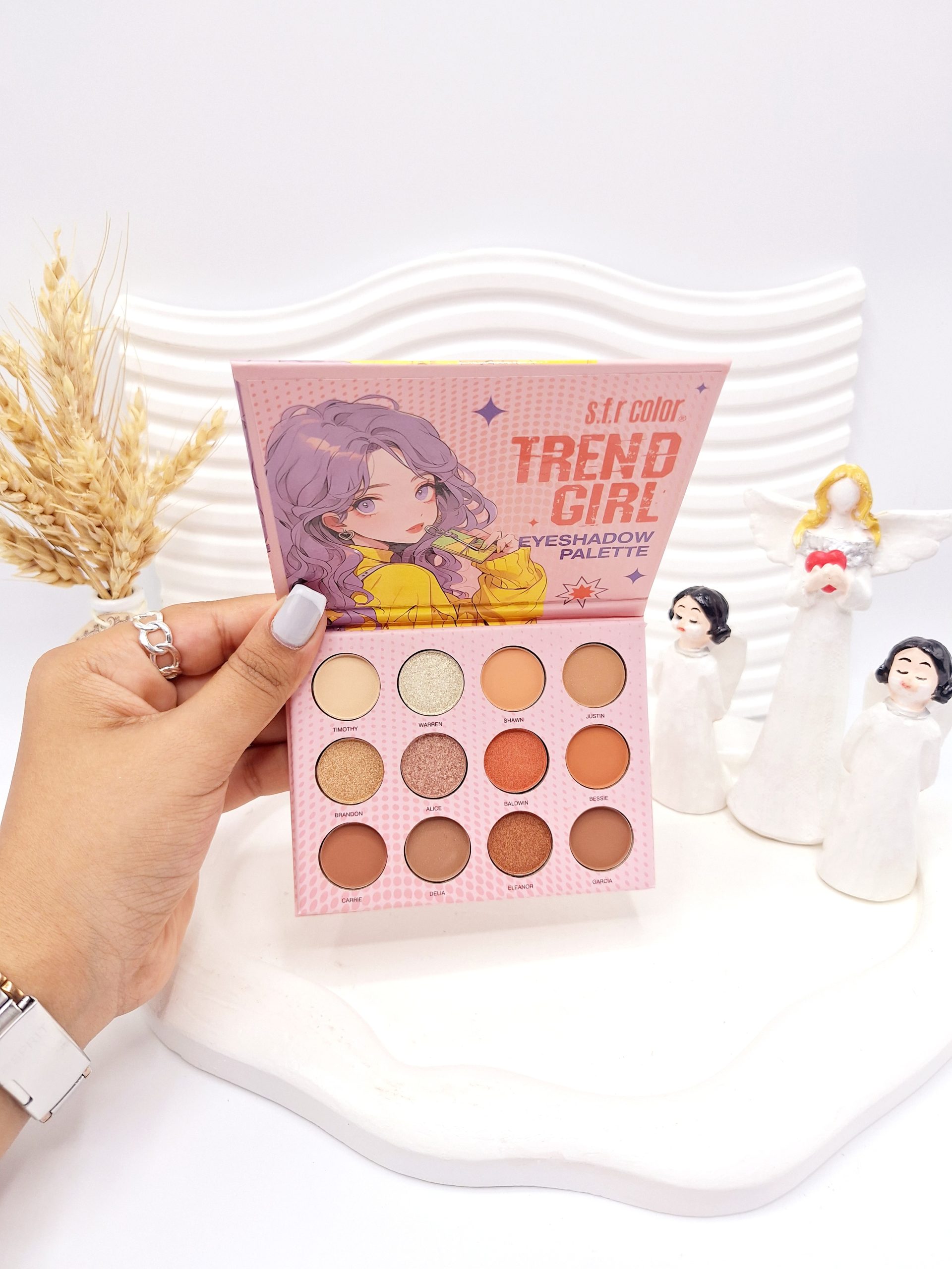 پالت سایه 12 رنگ تابستانه طرح دختر Sfr color کد 7629