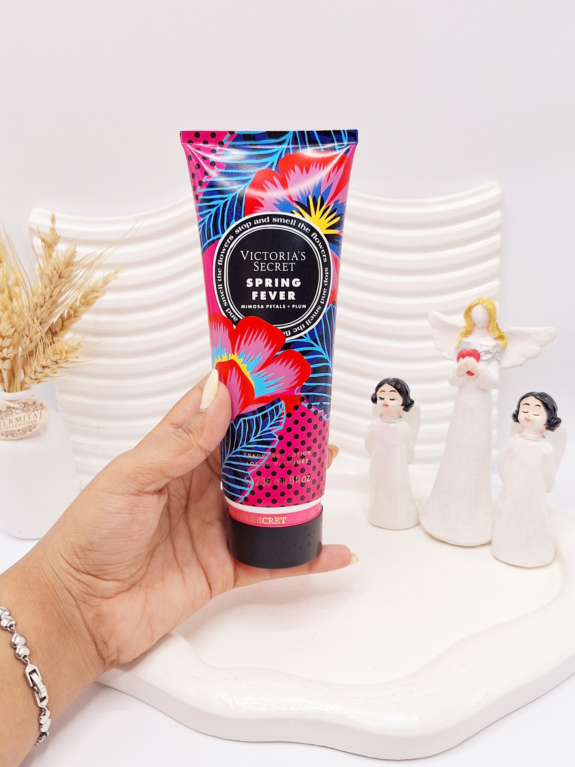 لوسیون بدن ویکتوریا سکرت مدل SPRING FEVER حجم 237 میل کد 2165