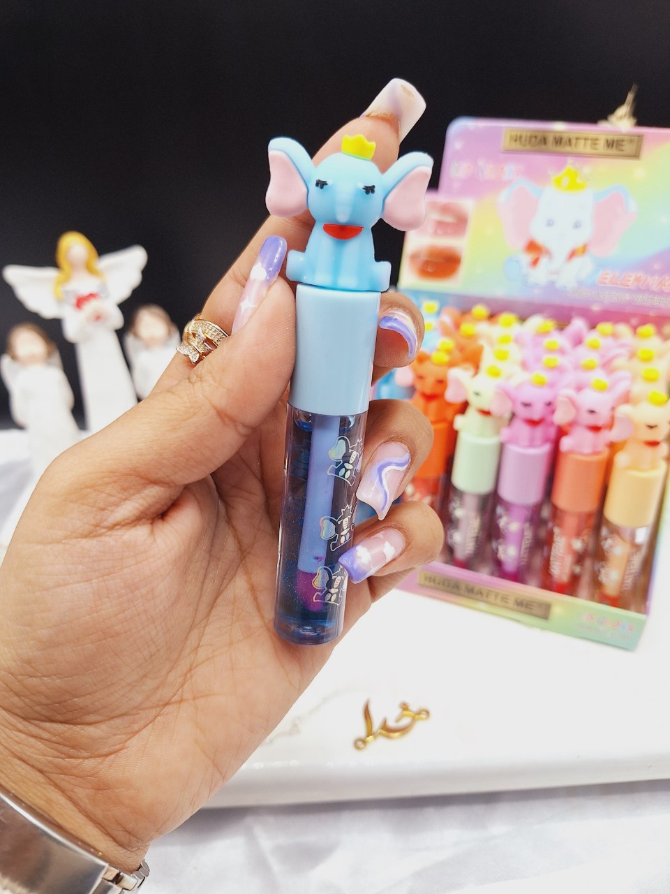 برق لب طرح فیل هدا مات می HUDA MATTE ME کد 281