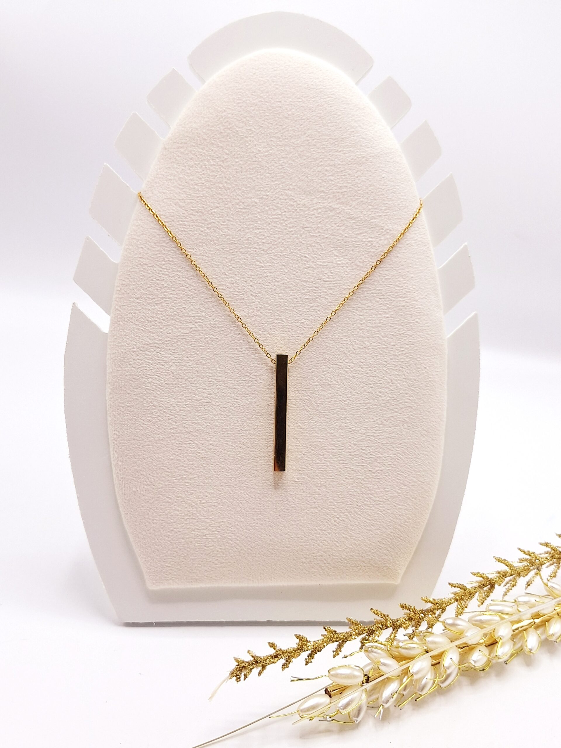 گردنبند طرح مکعب طلایی