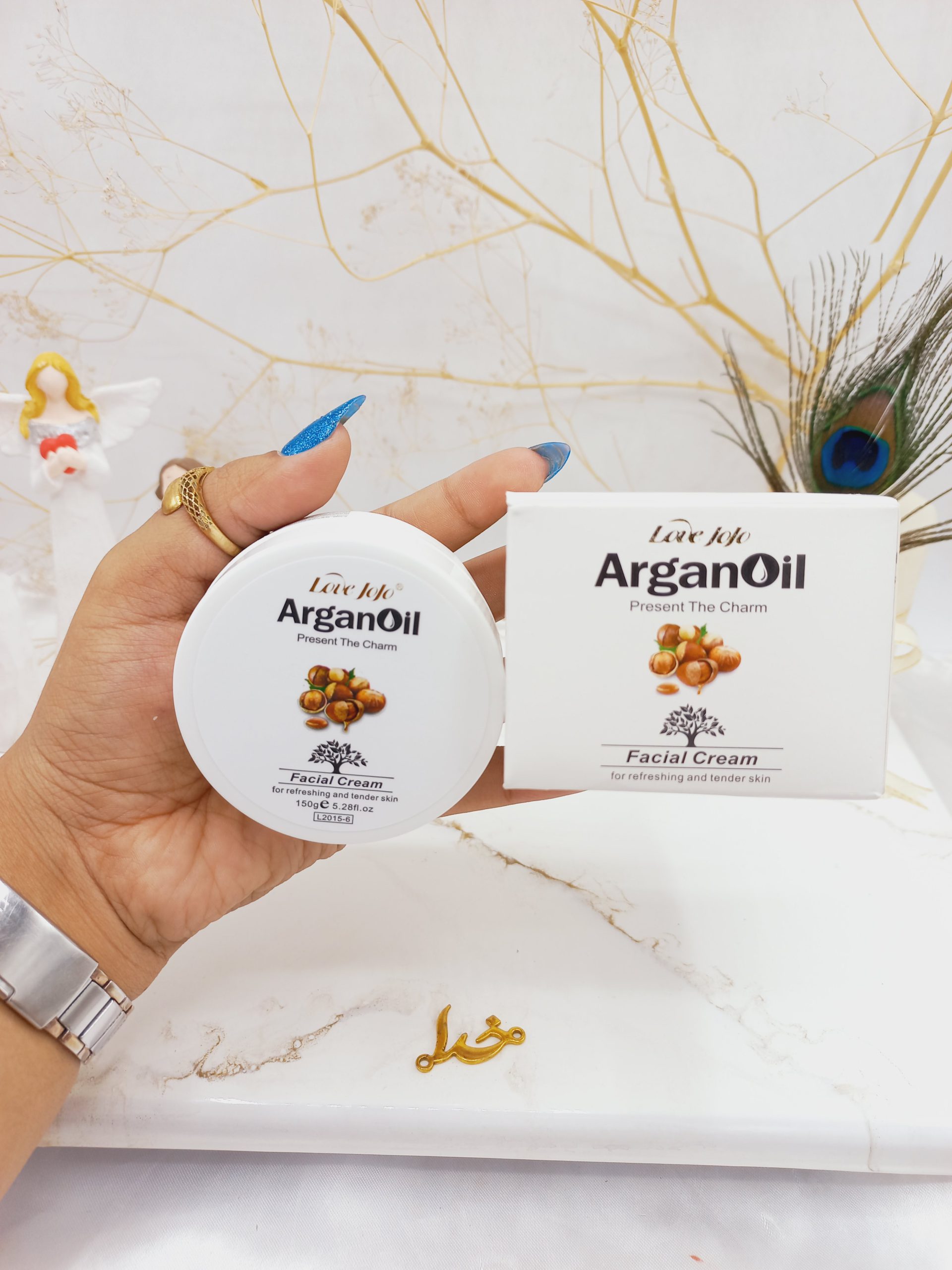 کرم صورت روغن آرگان محافظ شادابی و لطافت پوست 150گرم Love Jojo کد L2015
