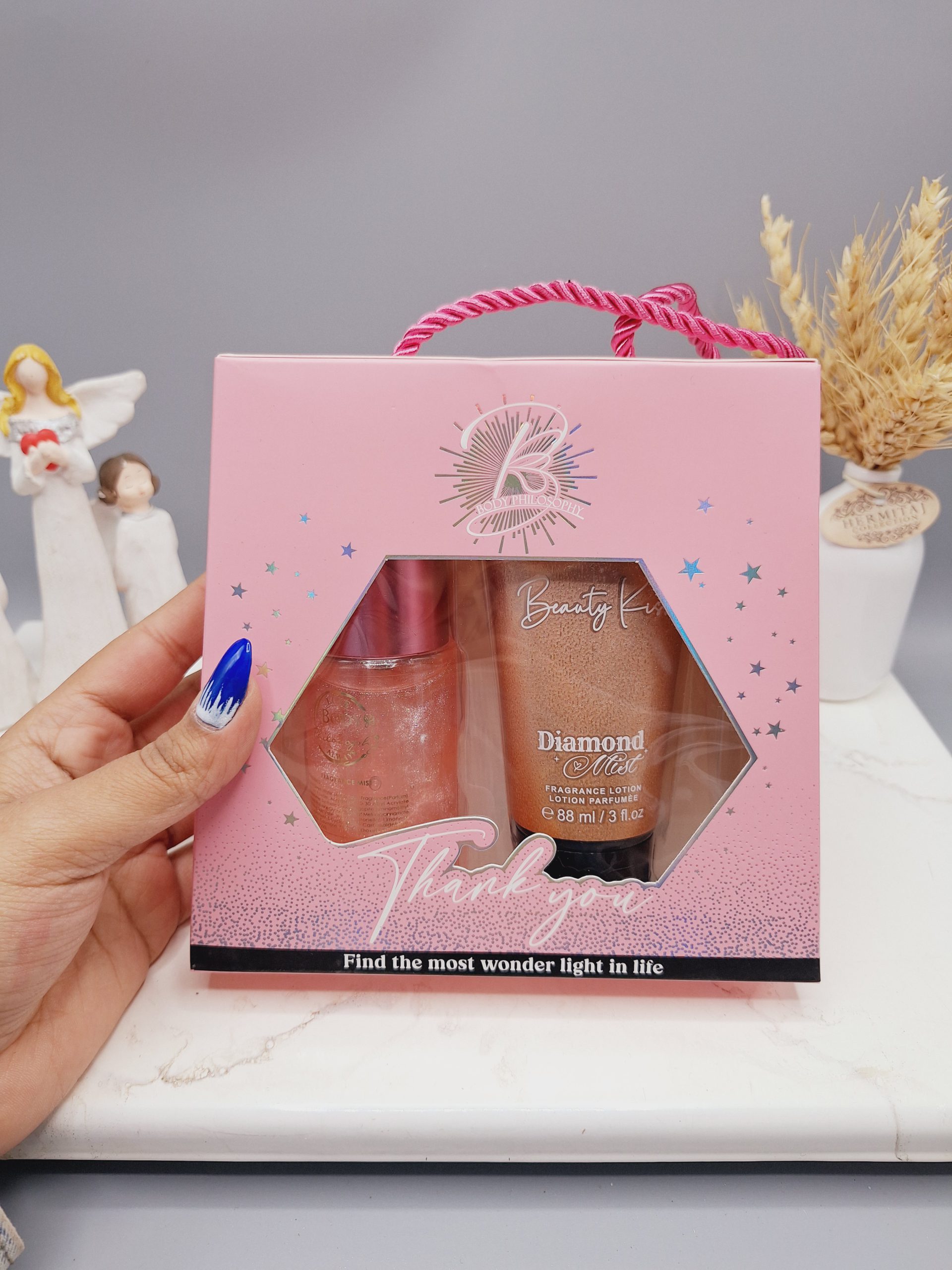 ست بادی اسپلش و لوسیون شاین دار فوق العاده خوشبو و ماندگار به همراه پک کد 2322