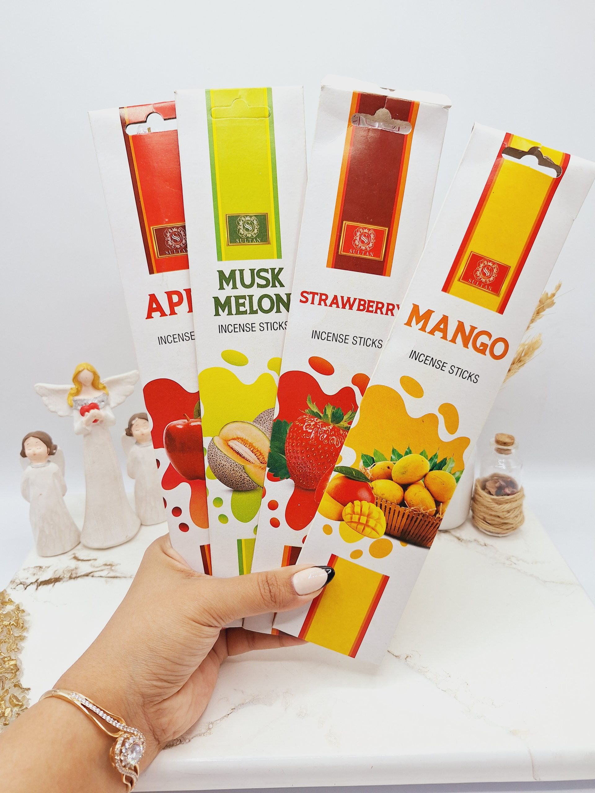 عود هندی رایحه میوه ای