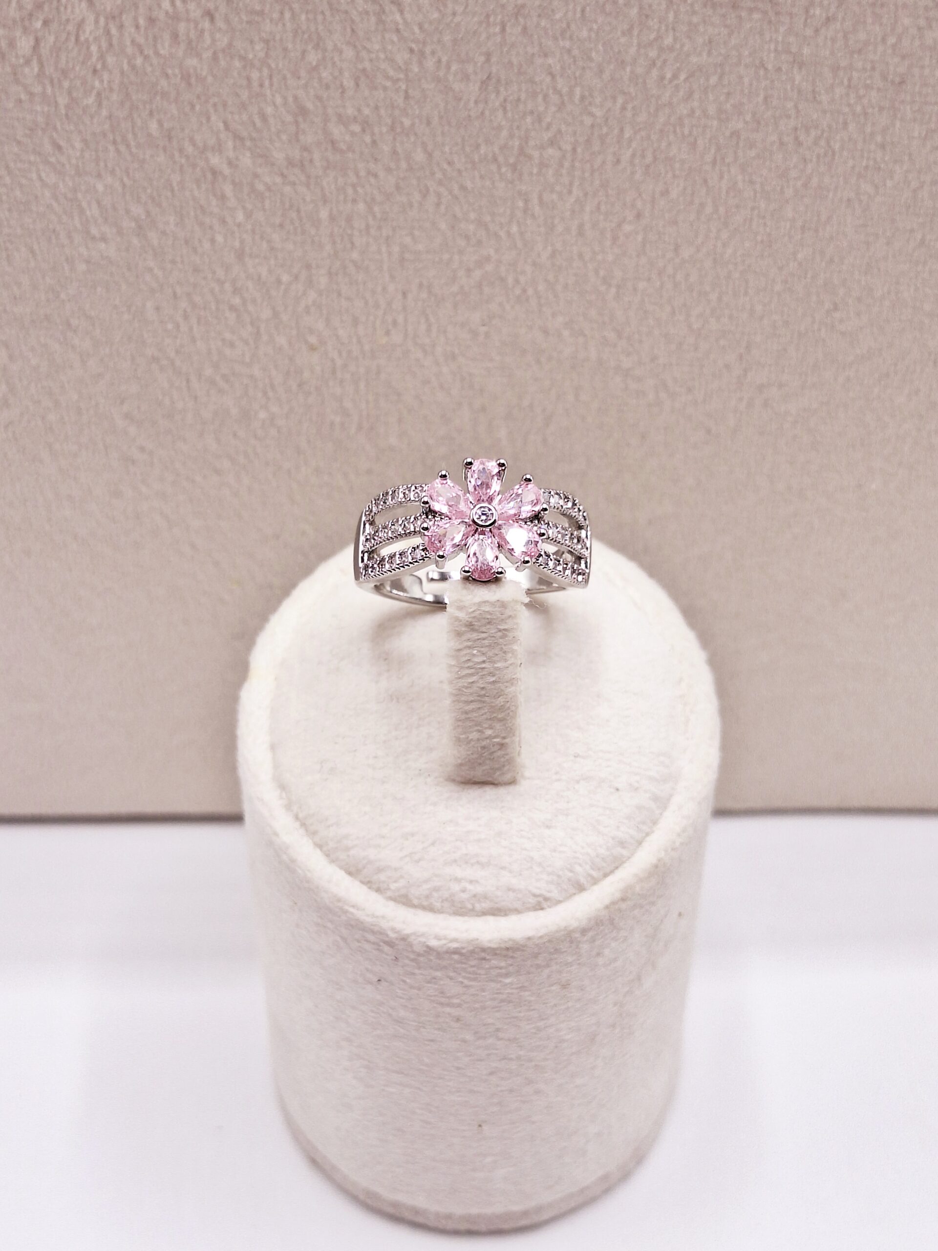 انگشتر جواهری 3 شاخه گل همیشه بهار صورتی فری سایز