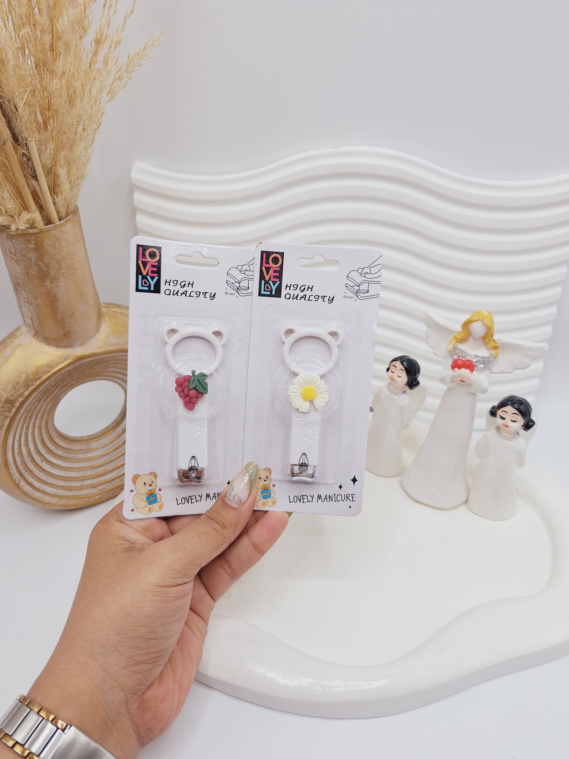 ناخن گیر زیبای رنگی پنجه خرس