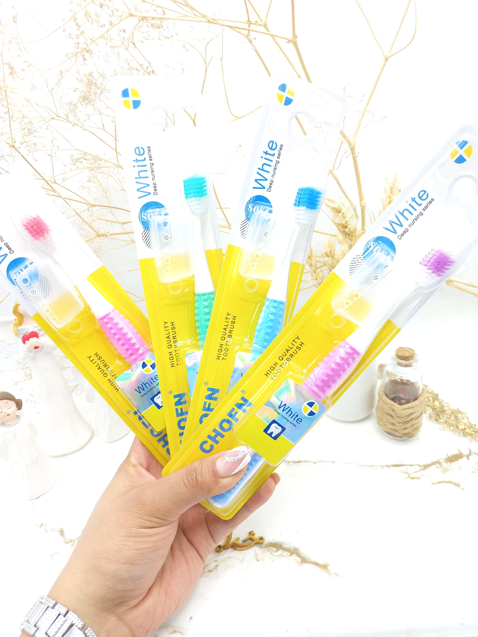 مسواک باکیفیت و تمیزکننده عمیق چوفن وایت CHOFN کد 785