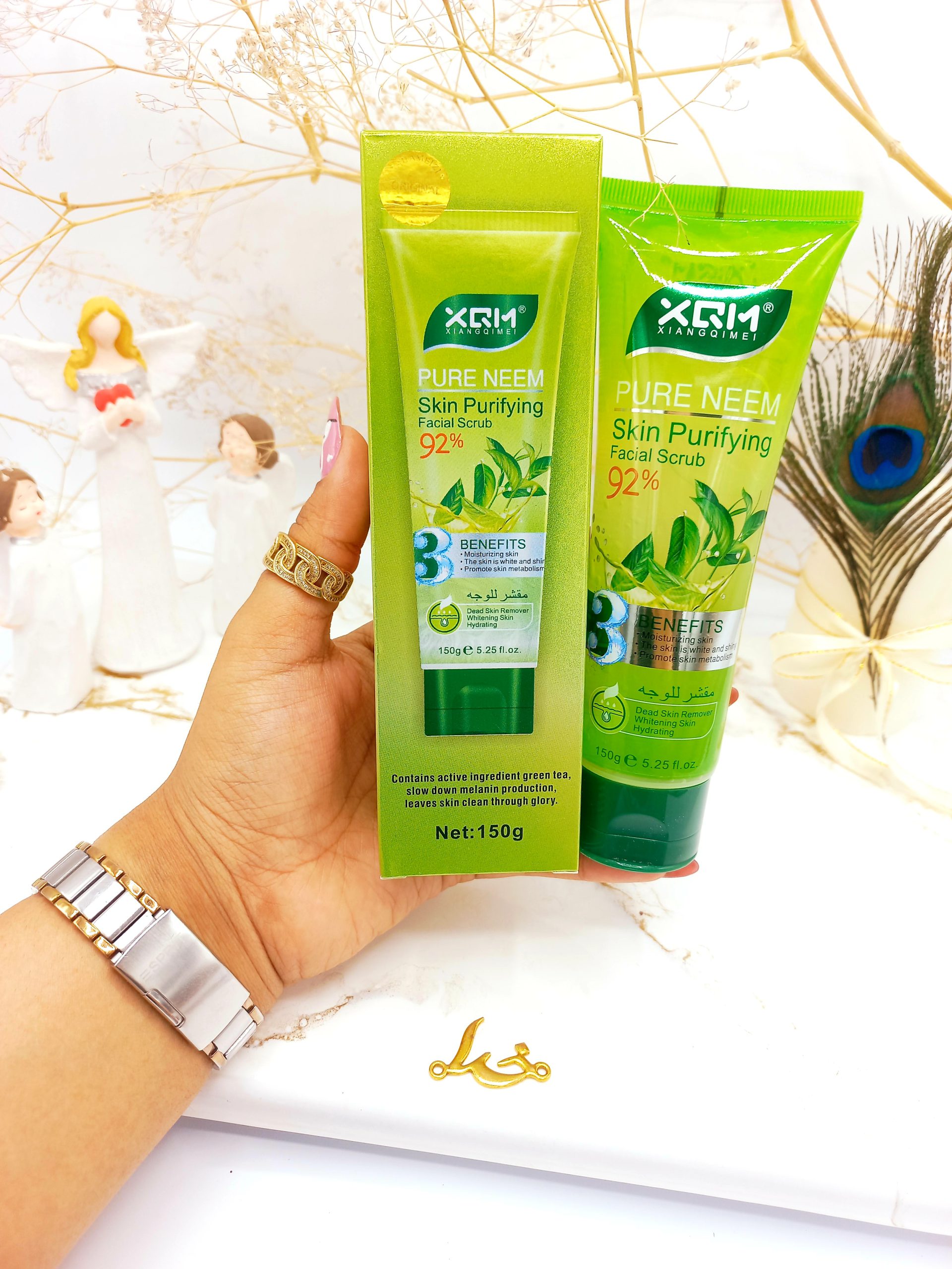  ژل اسکراب لایه بردار و روشن کننده 92 درصد صورت و بدن (چای سبز) XQM کد 2554