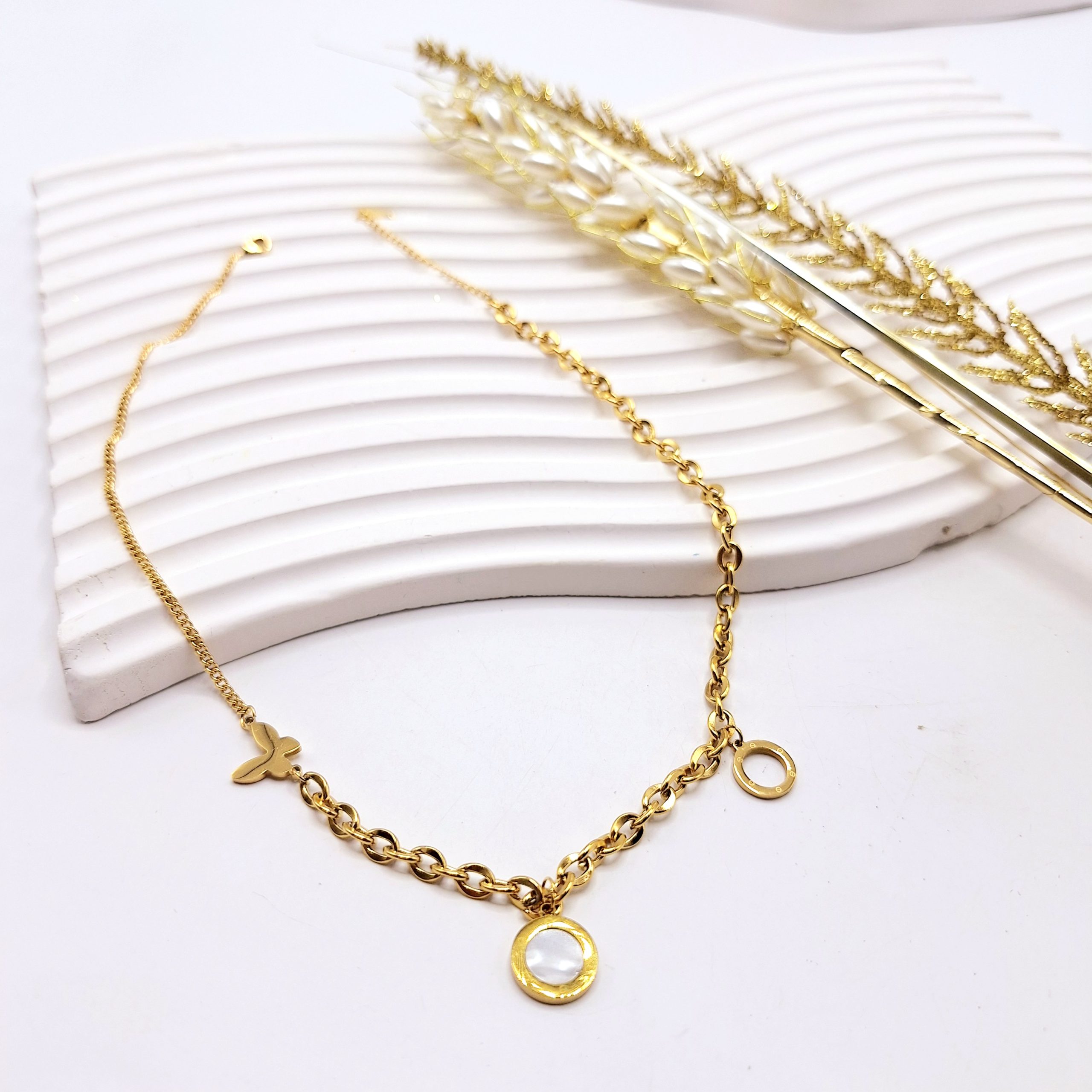 گردنبند زنجیری زیبا مدل بولگاری