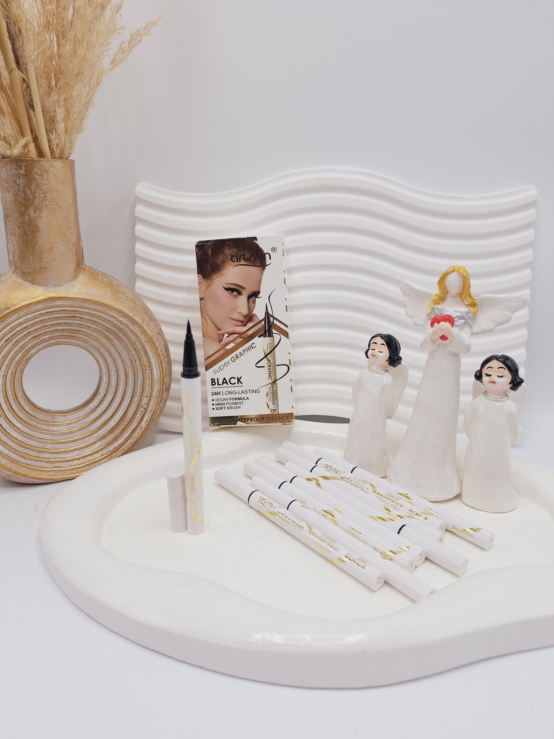 خط چشم ماژیکی فوق العاده با کیفیت برند آرت اسکین کد 975029