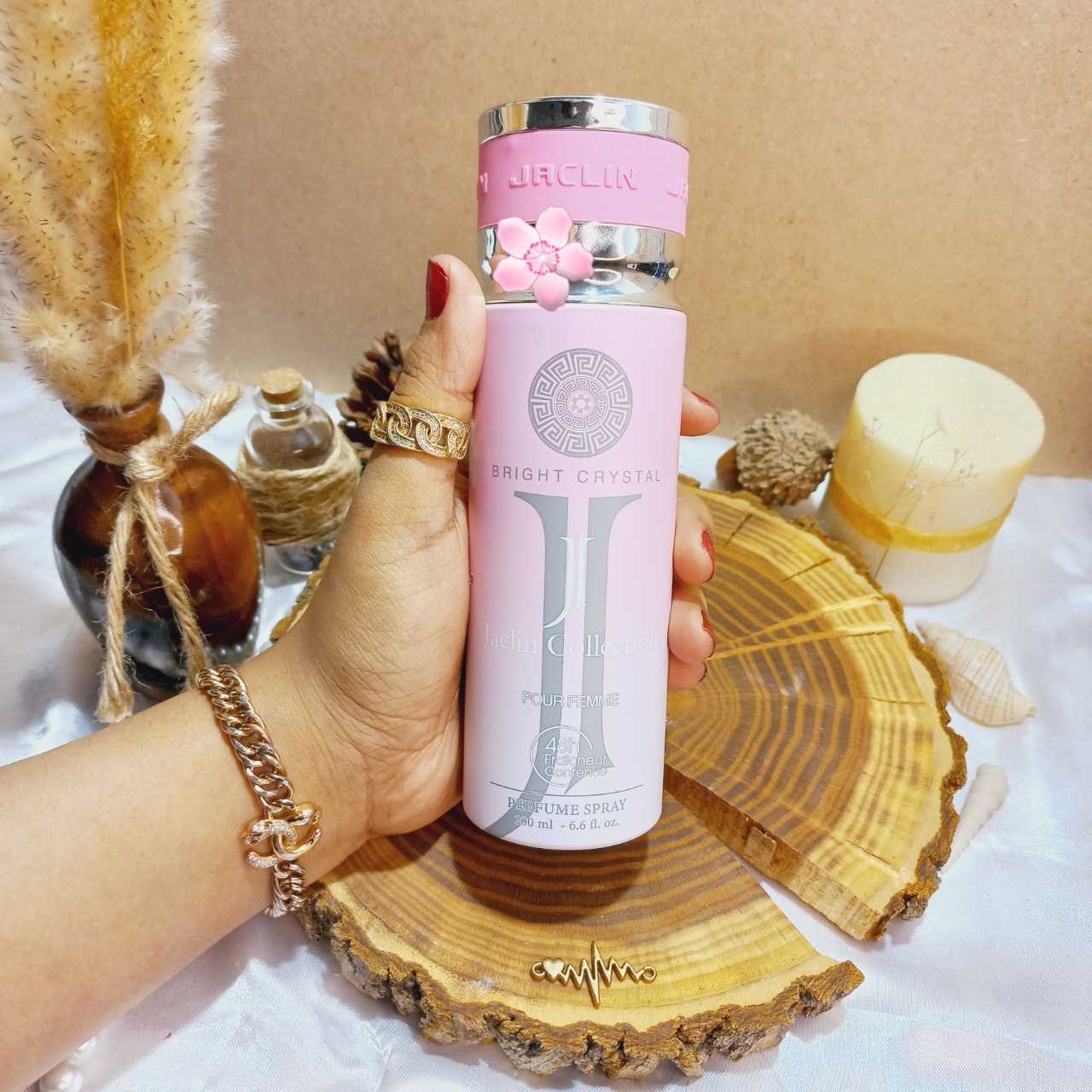 اسپری اماراتی ژاکلین کالکشن حجم 250 میل مدل BRIGHT CRYSTAL