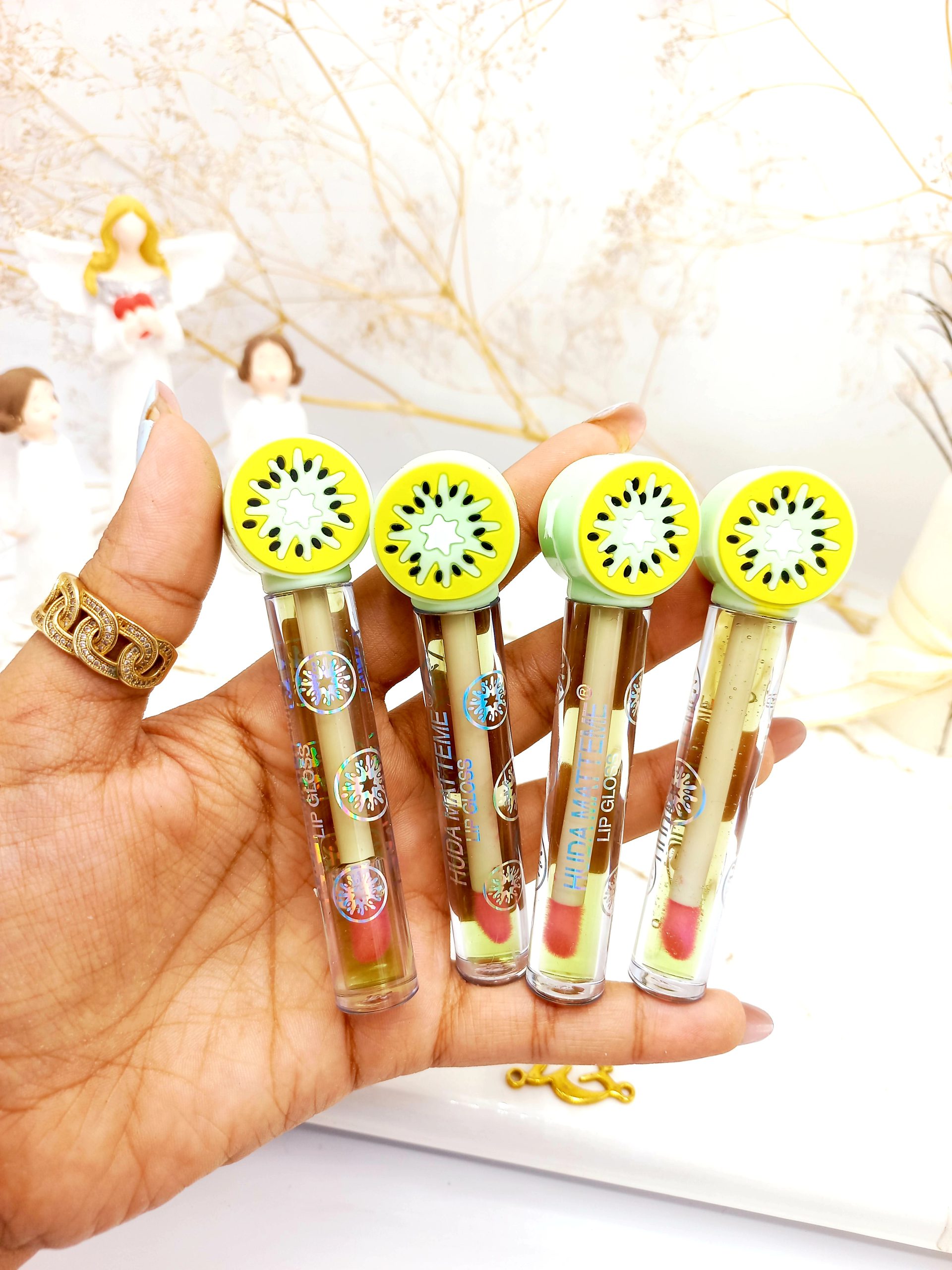 لیپ گلاس درب کیوی هدا مات می HUDA MATTE ME کدX260